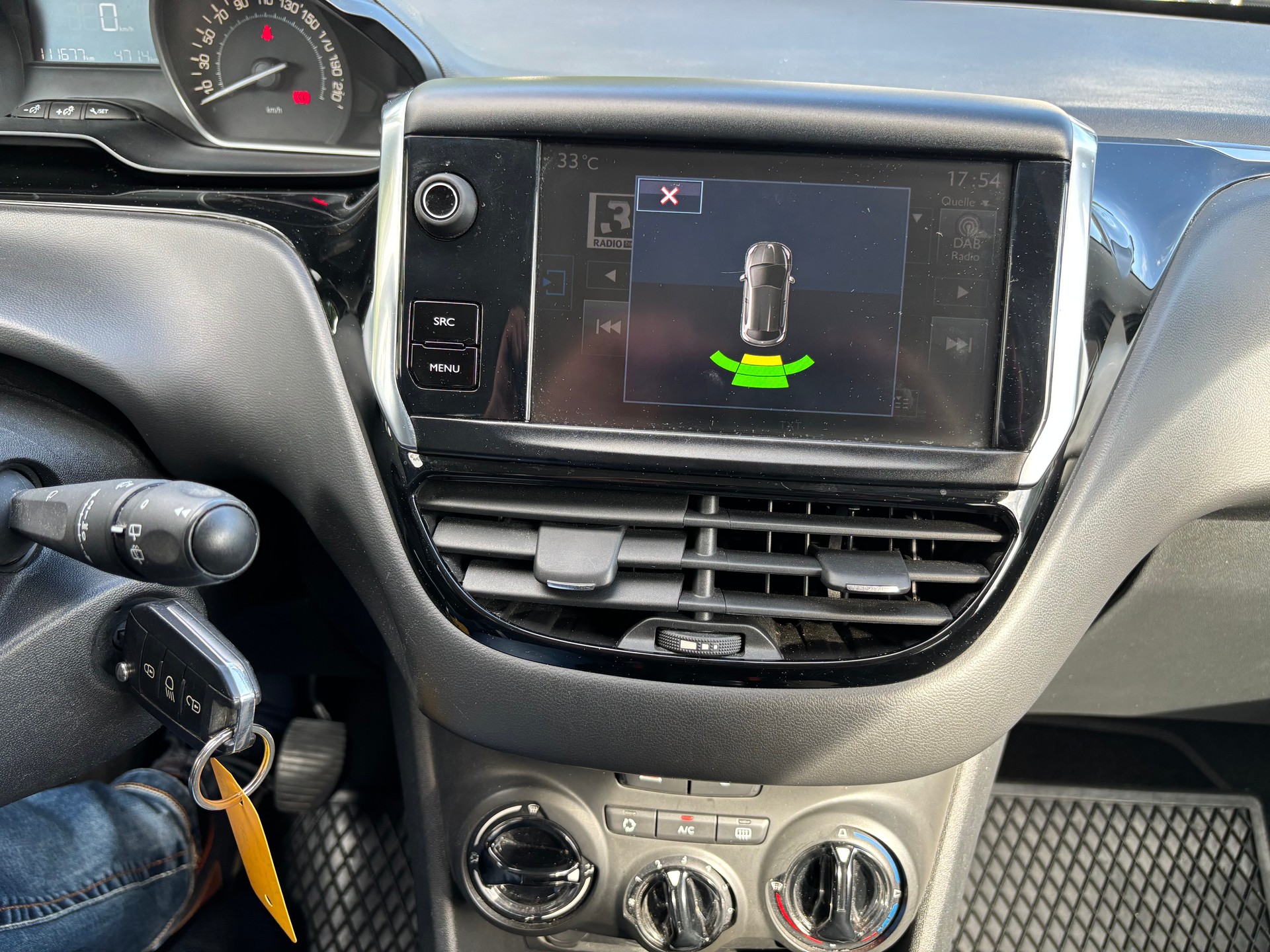 PEUGEOT 208 1.2 PureTech Urban Soul-image-8