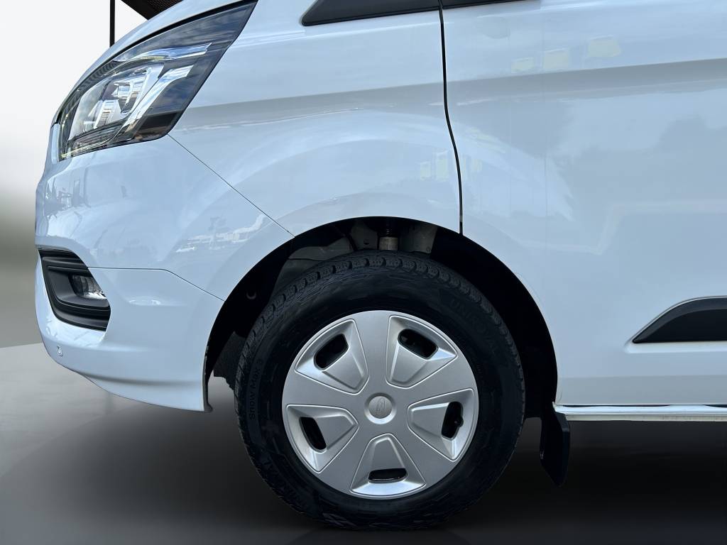 FORD Transit Custom Van 340 L2H1 Trend A-image-15