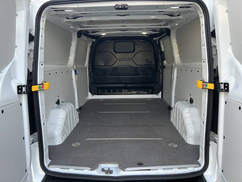FORD Transit Custom Van 340 L2H1 Trend A-image-11