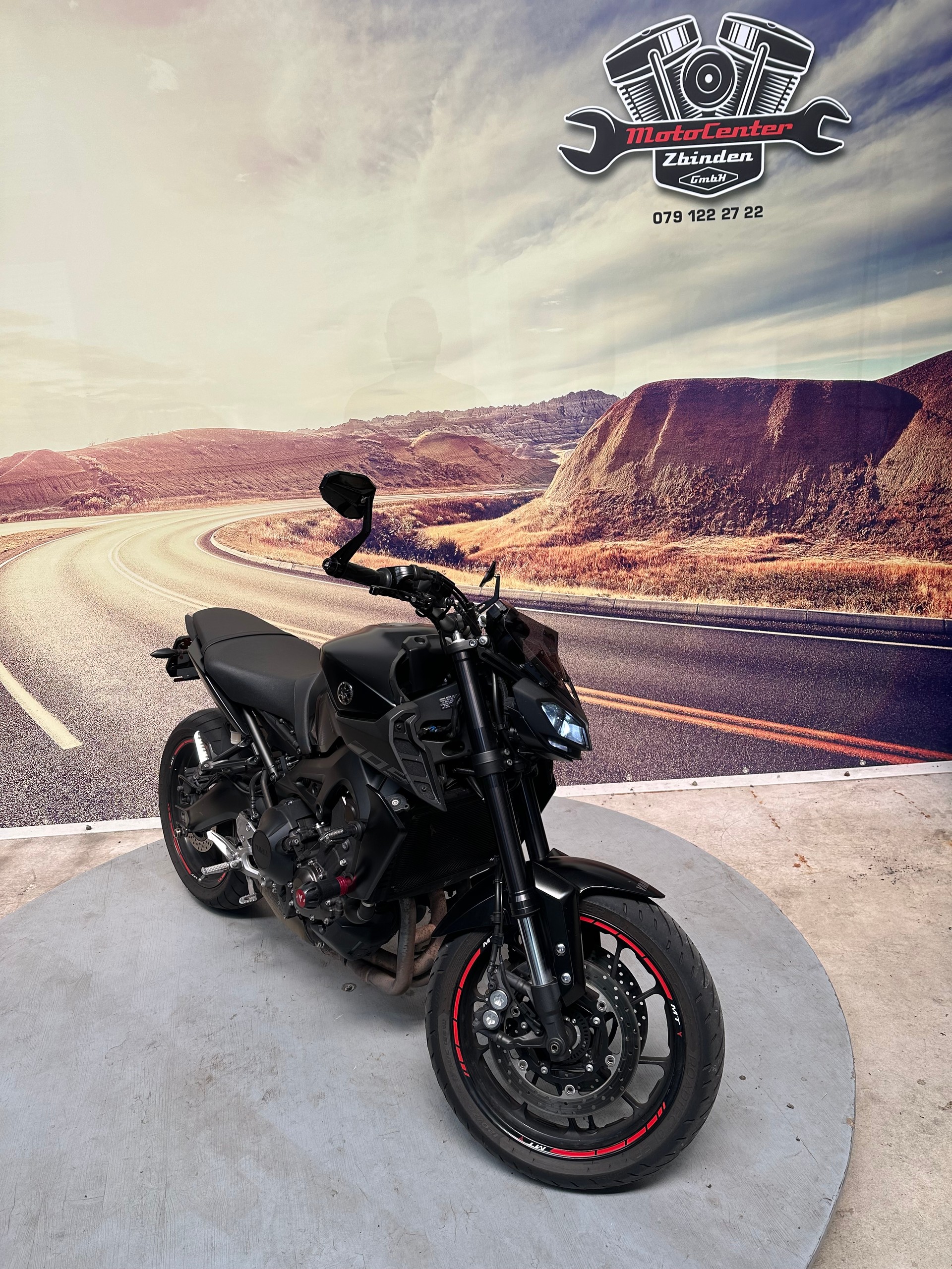 YAMAHA MT-09 ABS Akrapovic 35 kW möglich-showroom-element-1