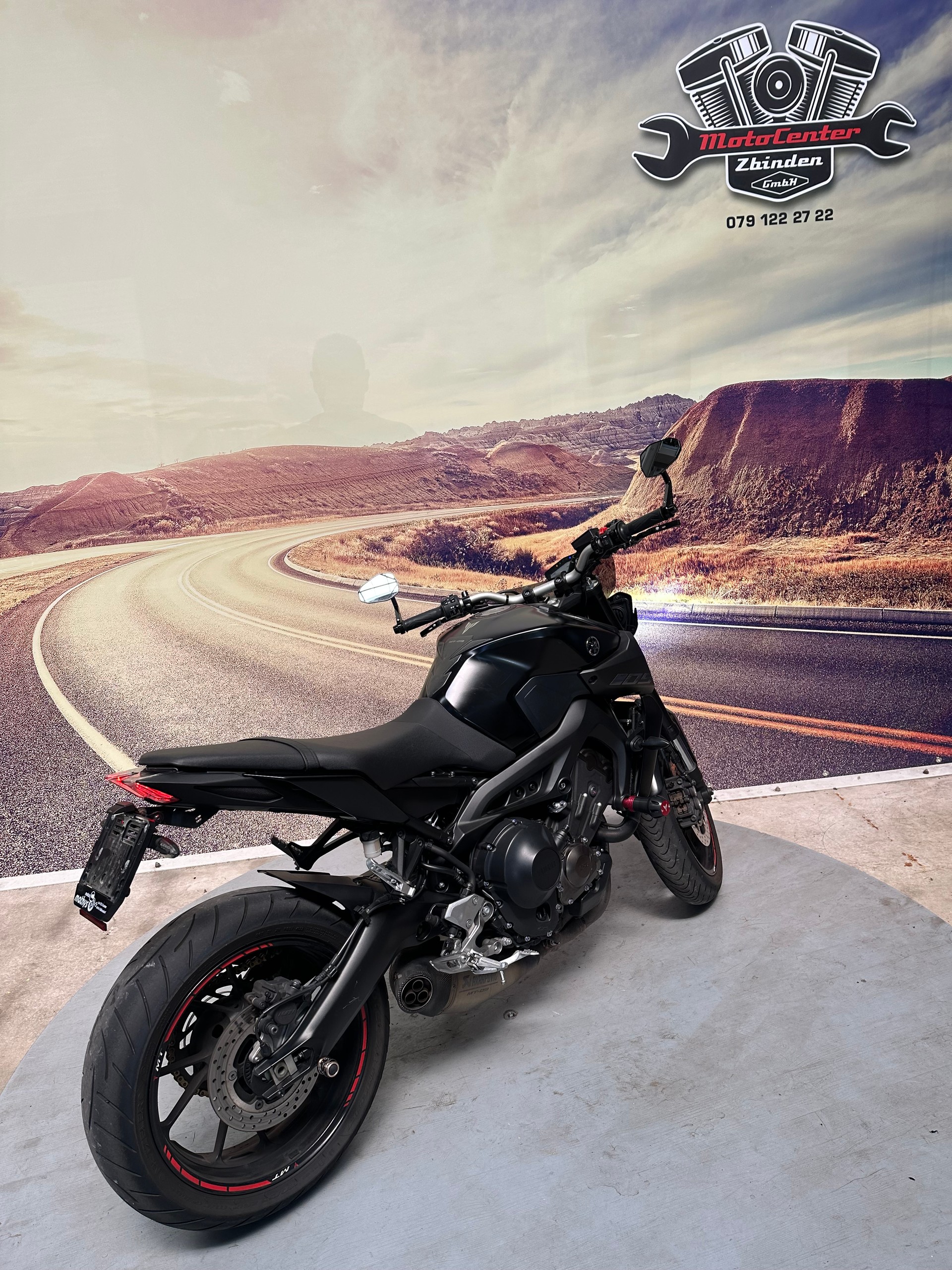 YAMAHA MT-09 ABS Akrapovic 35 kW möglich-showroom-element-2