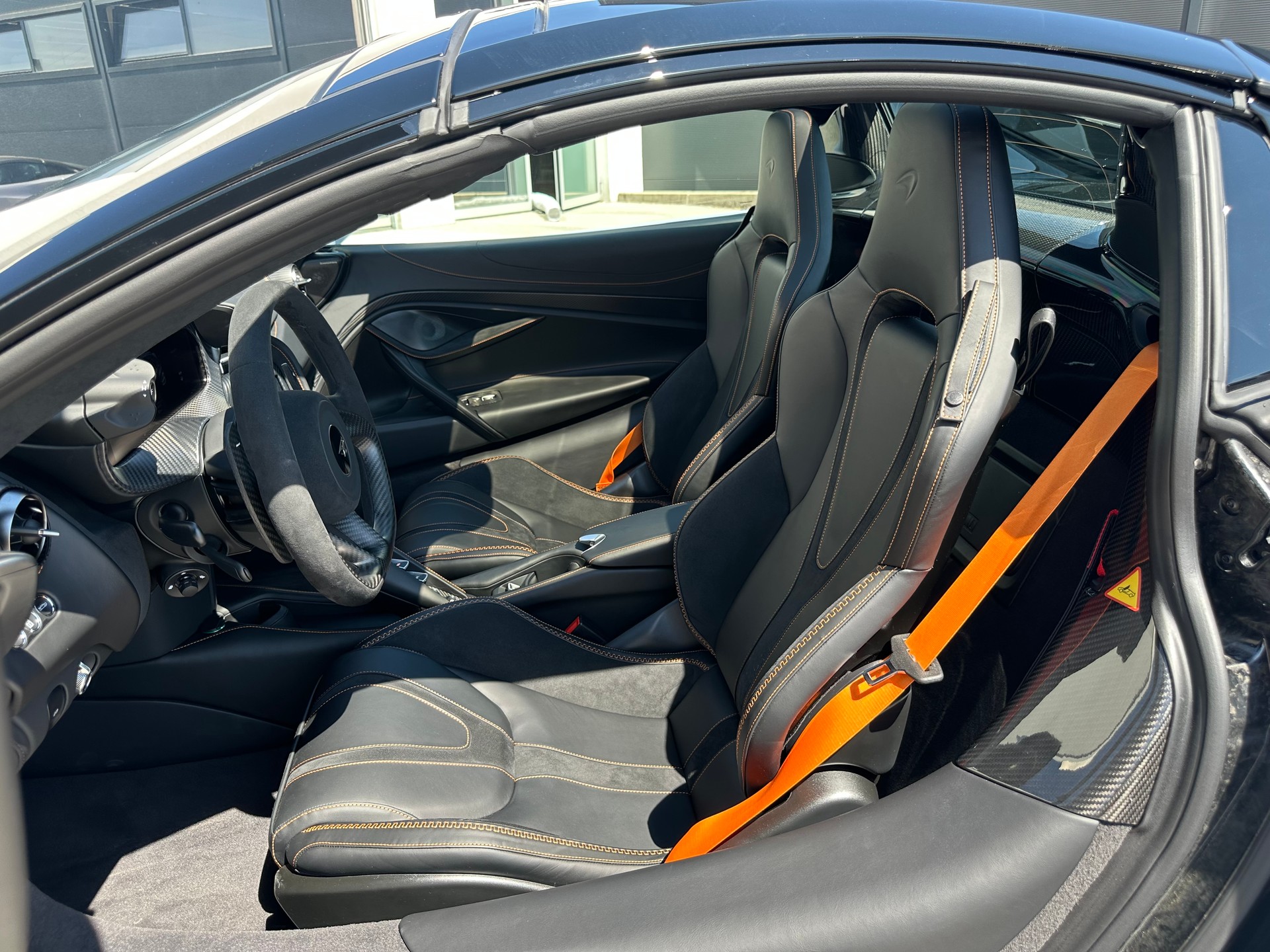 McLAREN 750S Spider-image-11
