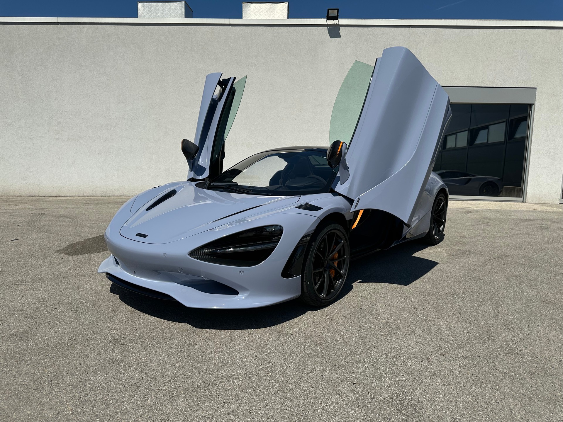 McLAREN 750S Spider-image-0