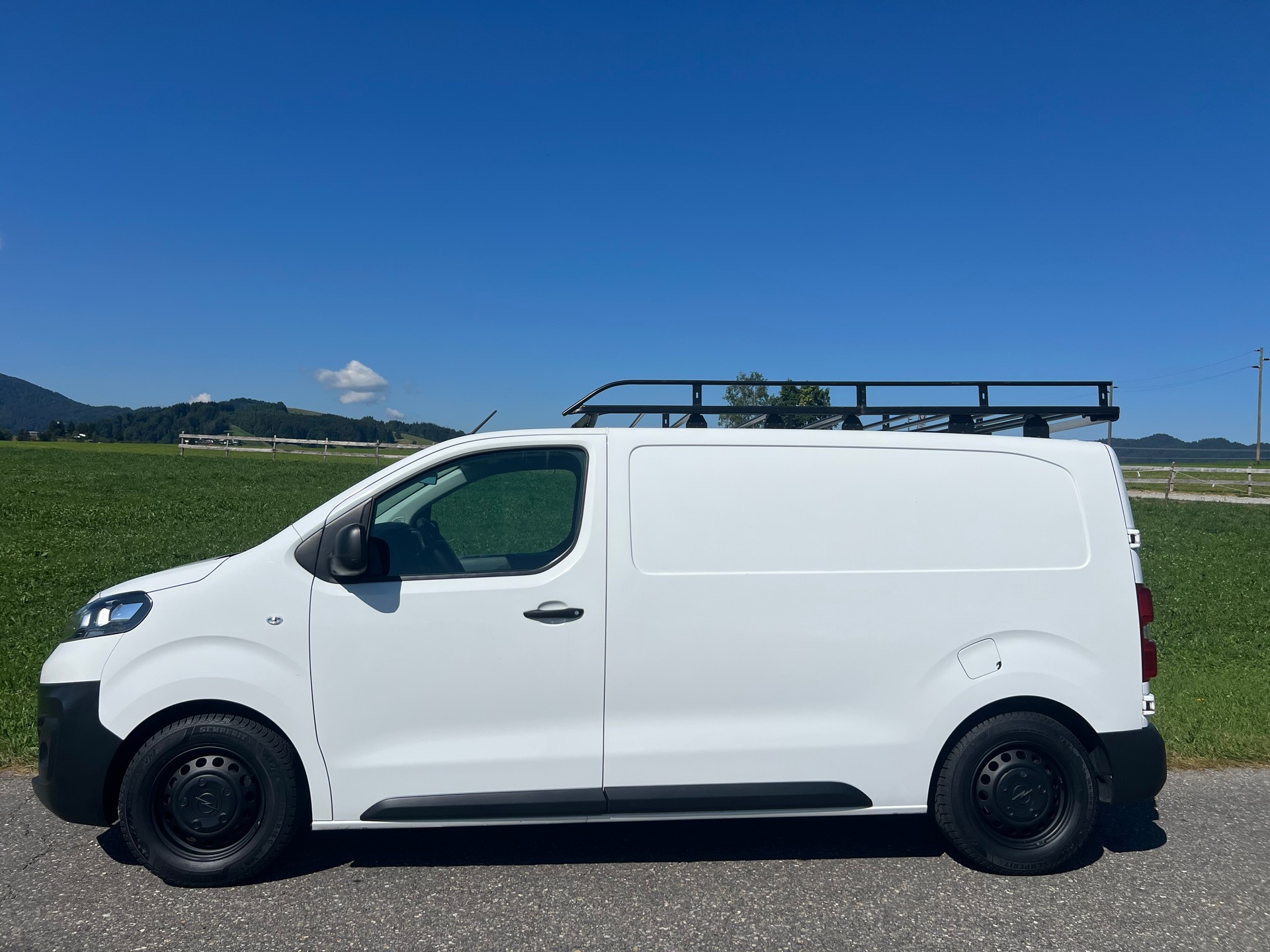 OPEL Vivaro Cargo 1.5 D Enjoy s/s M-image-2