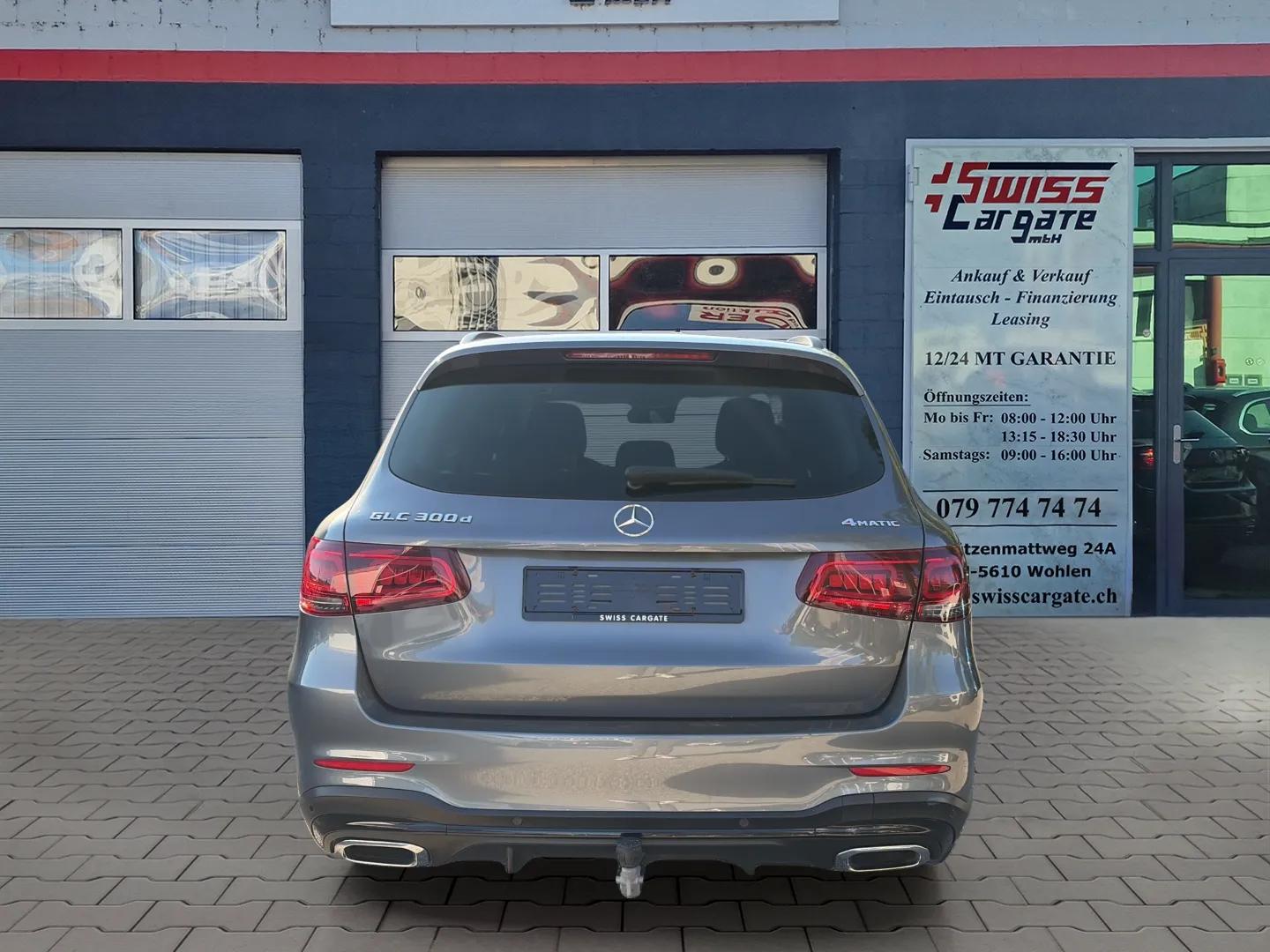 MERCEDES-BENZ GLC 300 d AMG Line 4Matic 9G-Tronic mit AHK & Panoramadach-image-5