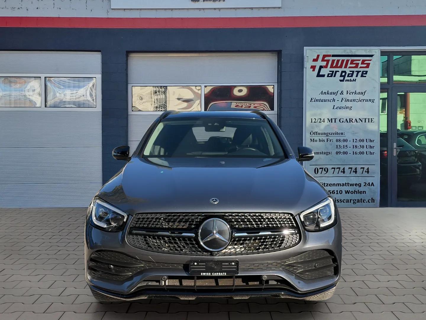 MERCEDES-BENZ GLC 300 d AMG Line 4Matic 9G-Tronic mit AHK & Panoramadach-image-1