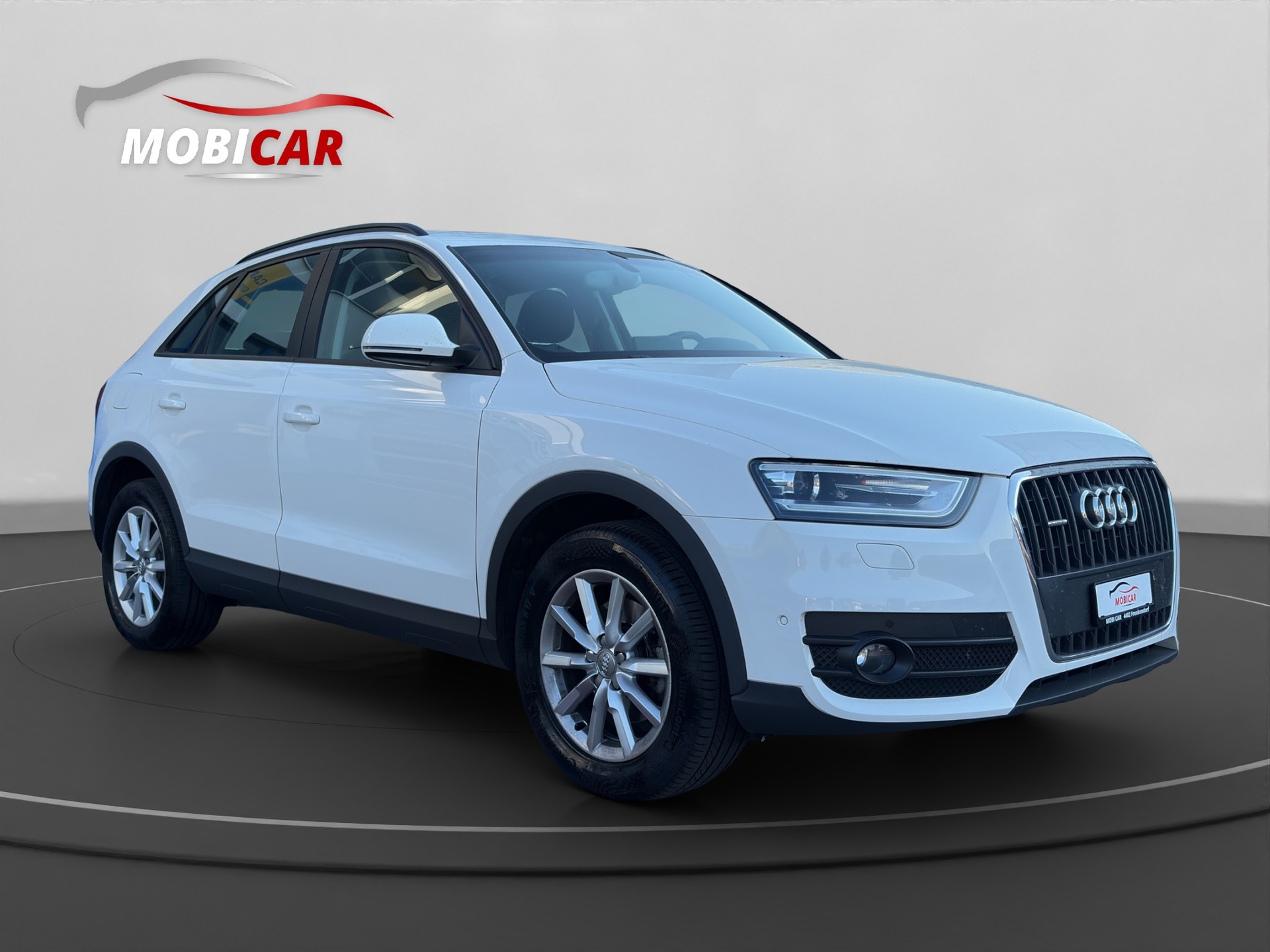 AUDI Q3 2.0 TFSI quattro S-tronic-image-6