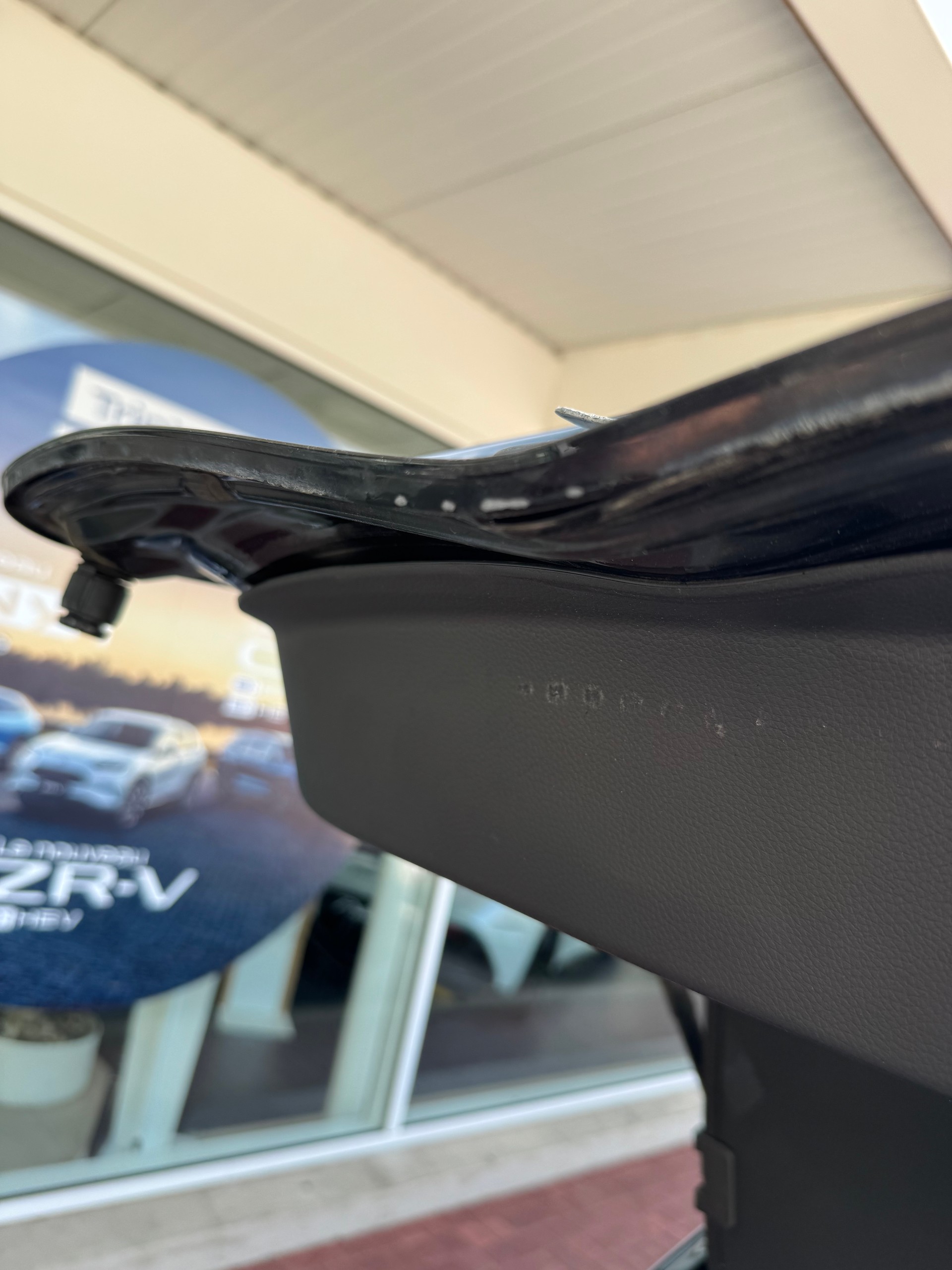 HONDA HR-V 1.5i-MMD Elegance CVT-image-14