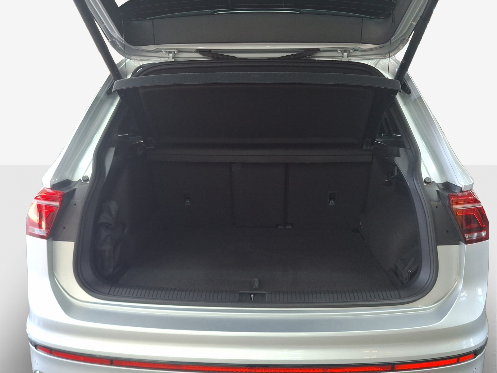 VW Tiguan 1.4TSI PHEV Selection DSG-image-13
