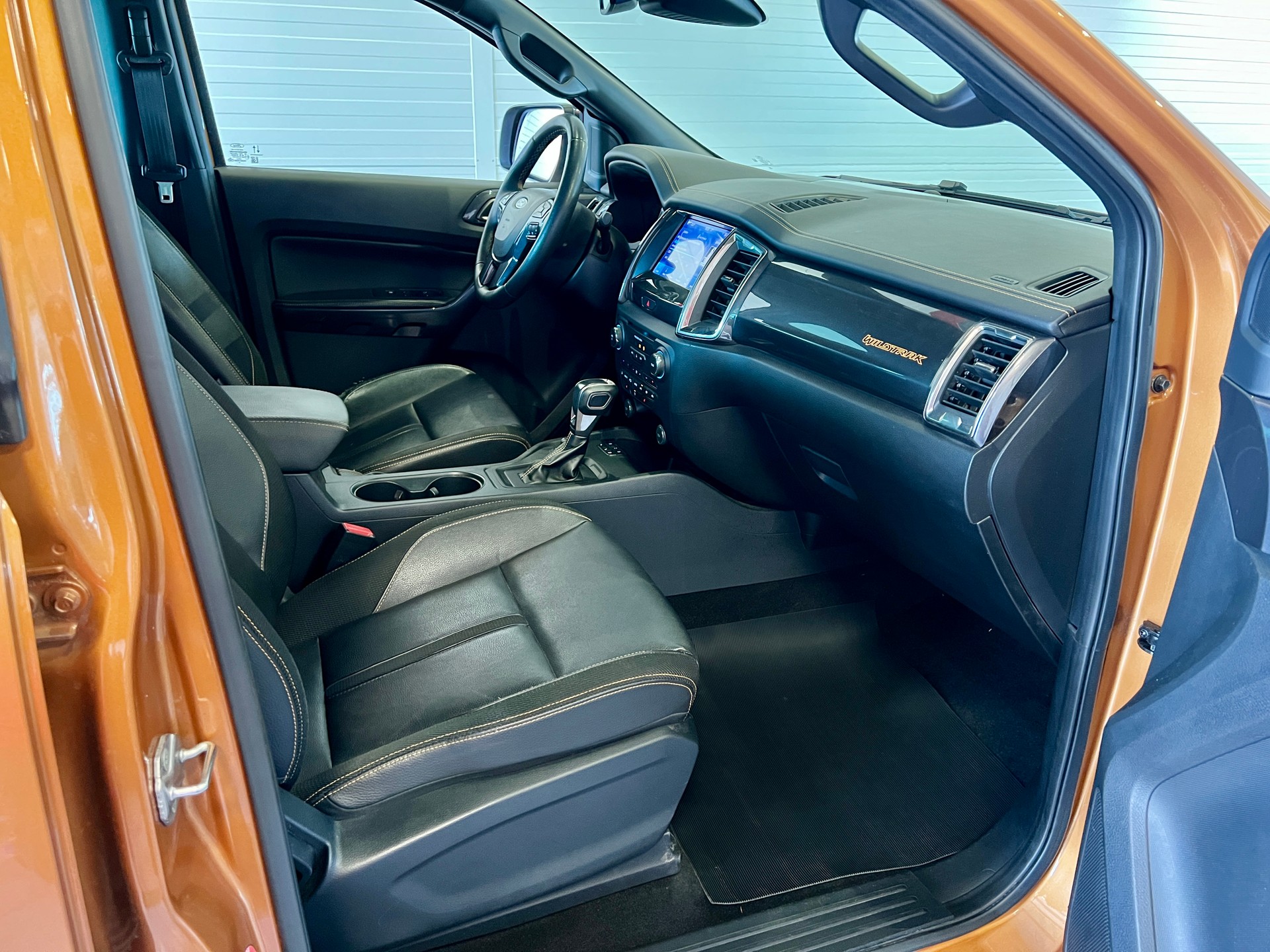 FORD Ranger Wildtrak 2.0 Eco Blue 4x4 A-image-15