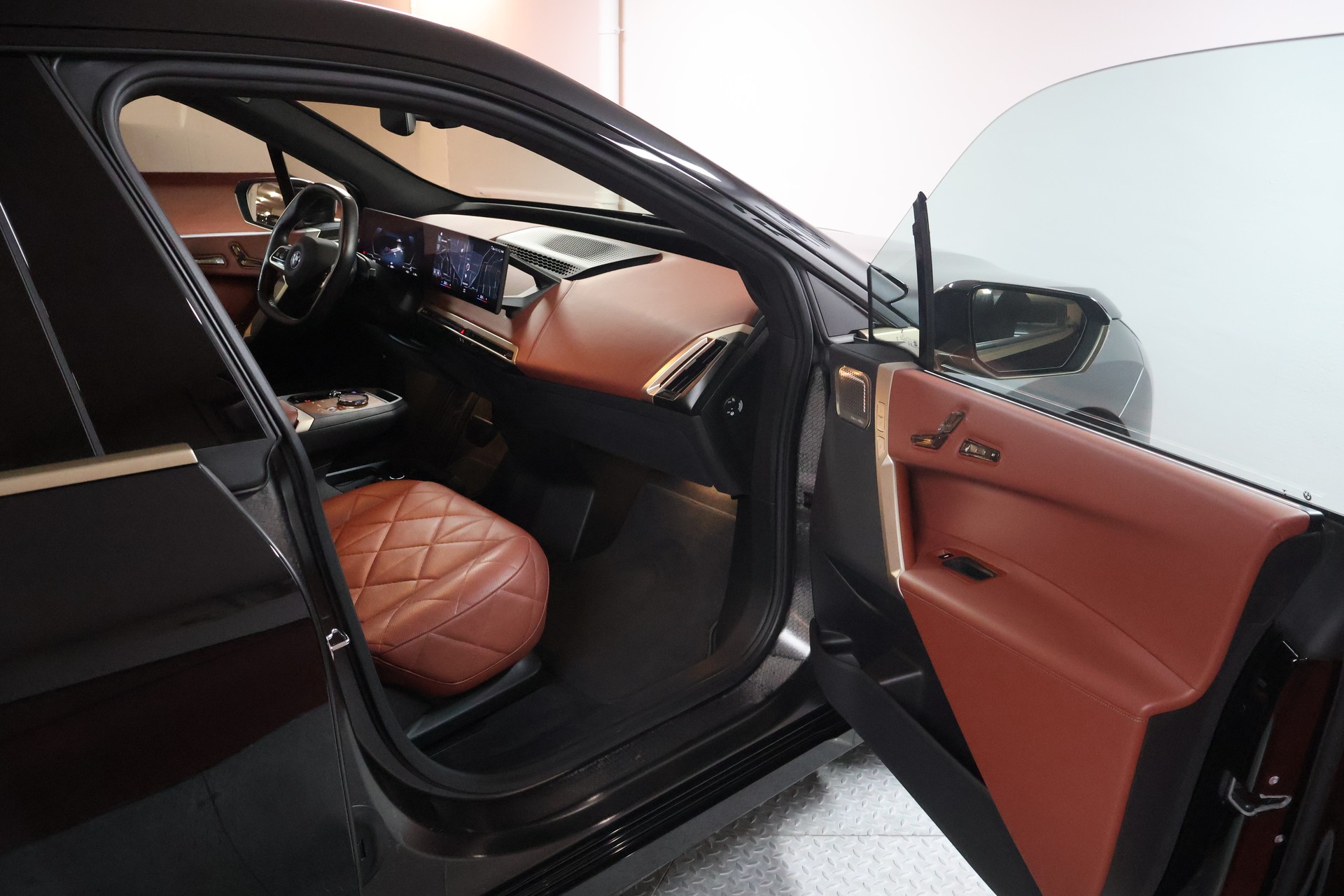 BMW iX xDrive40 Sportpaket-image-14