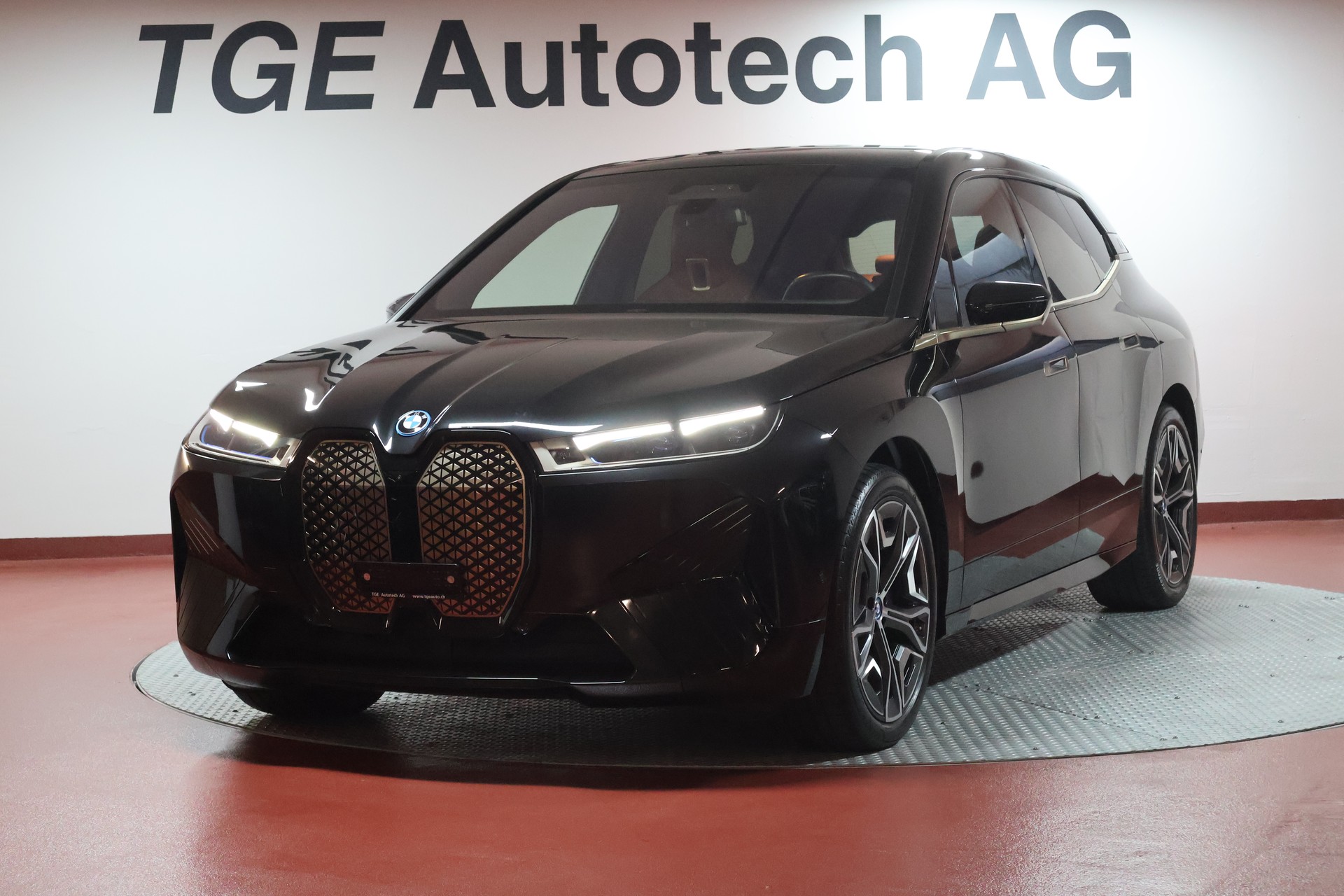 BMW iX xDrive40 Sportpaket-image-0
