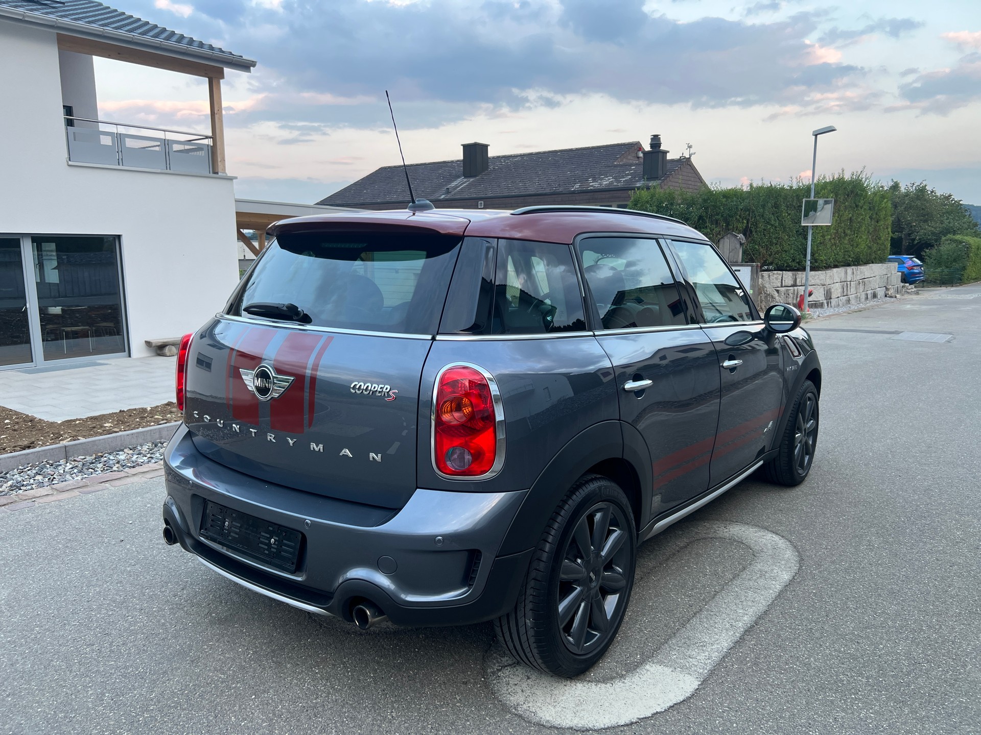 MINI Countryman Cooper S ALL4 Steptronic * Park Lane * LEDER *-image-4