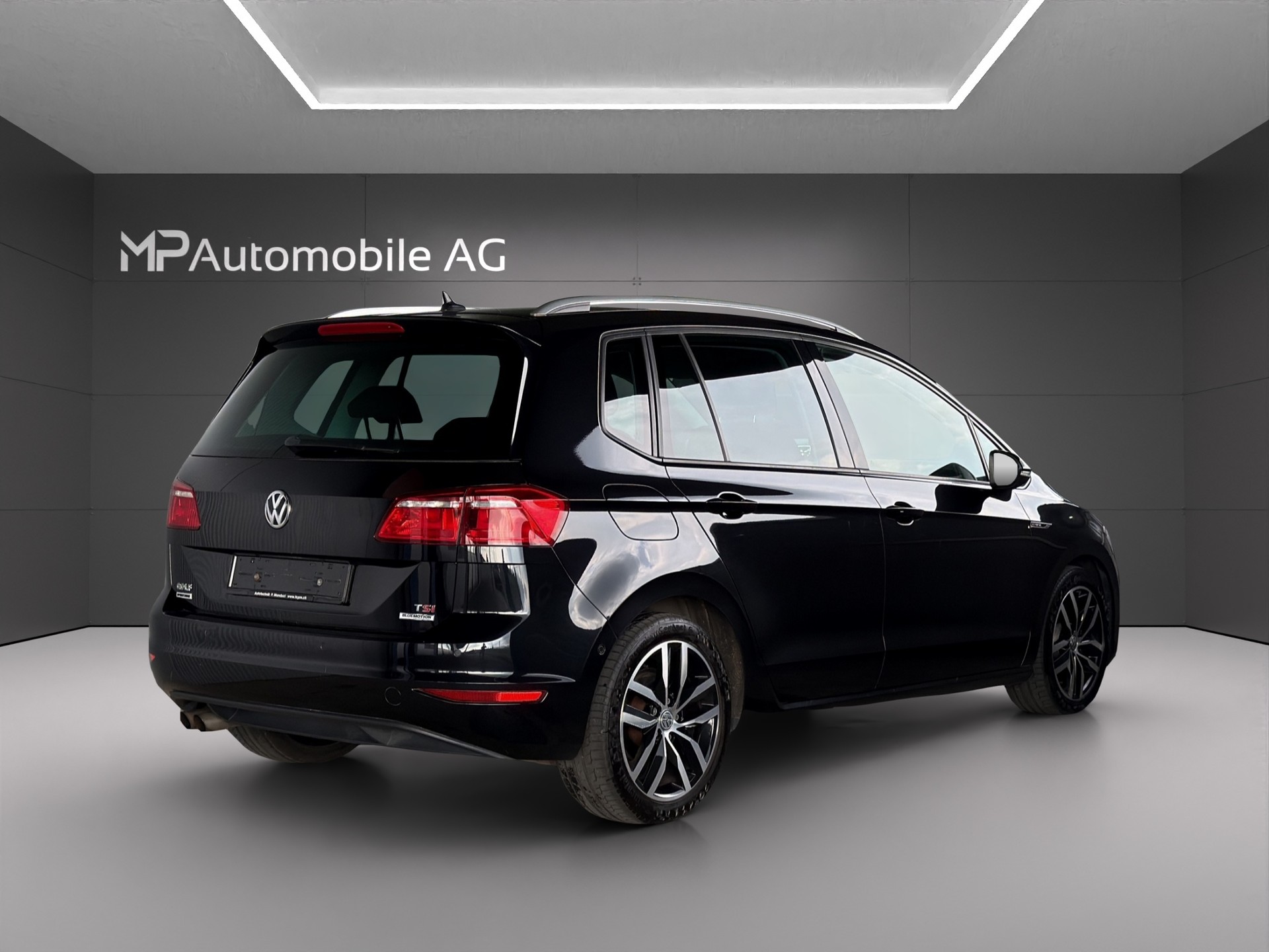 VW Golf Sportsvan 1.4 TSI Comfortline DSG-image-2