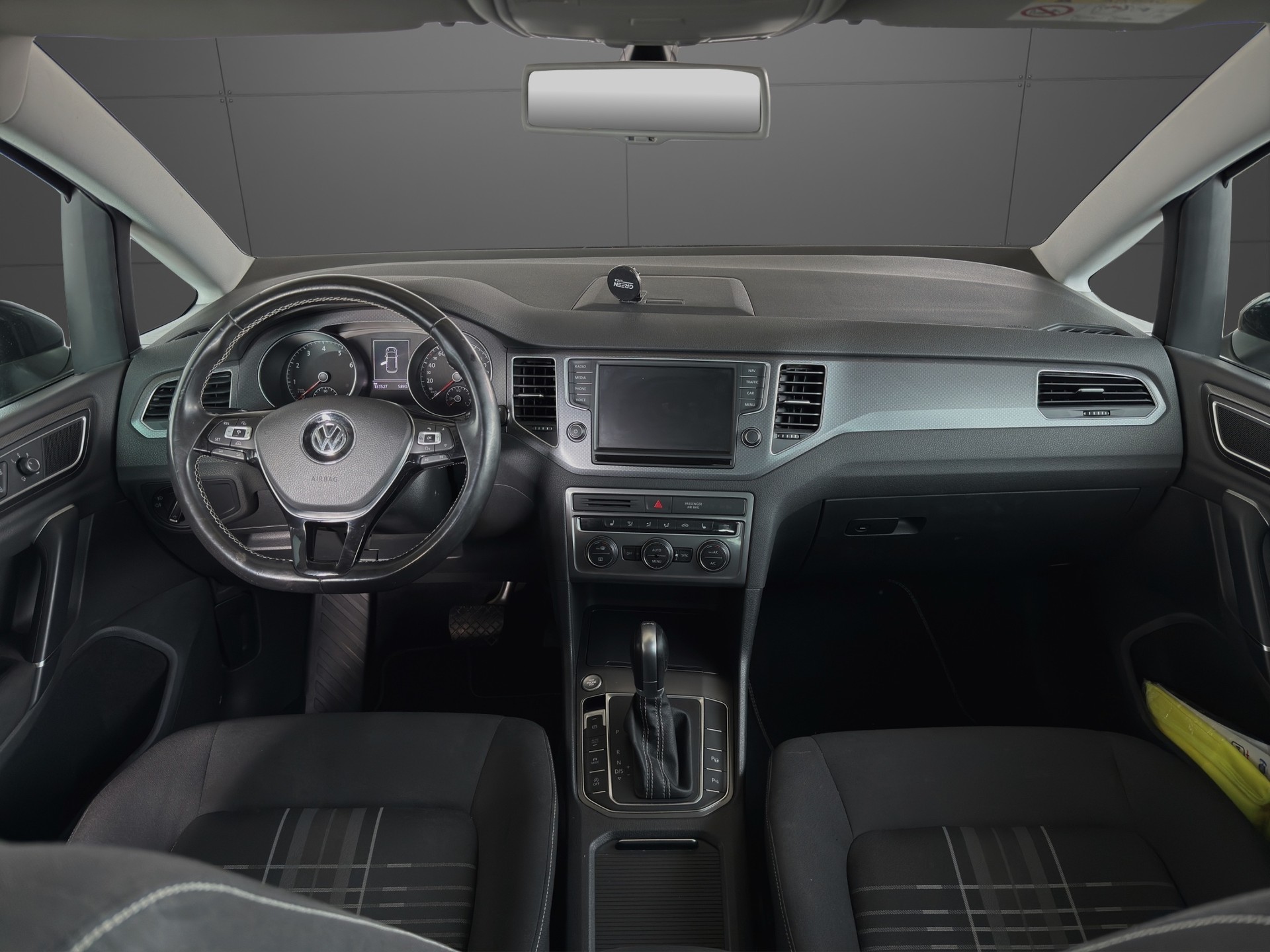 VW Golf Sportsvan 1.4 TSI Comfortline DSG-image-12