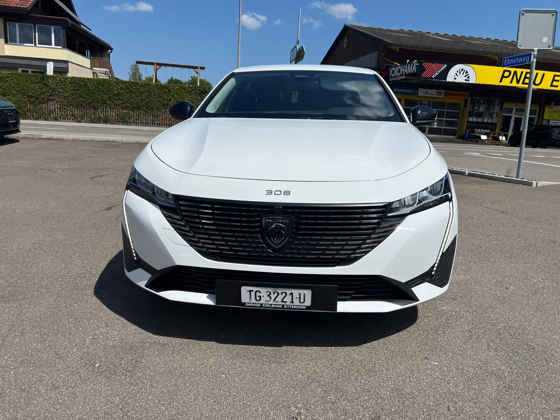 PEUGEOT 308 SW 1.5 BlueHDI Allure Pack EAT8-image-3