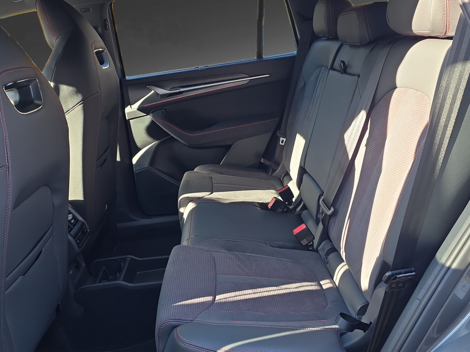 SKODA Kodiaq 2.0 TSI RS 4x4-image-6