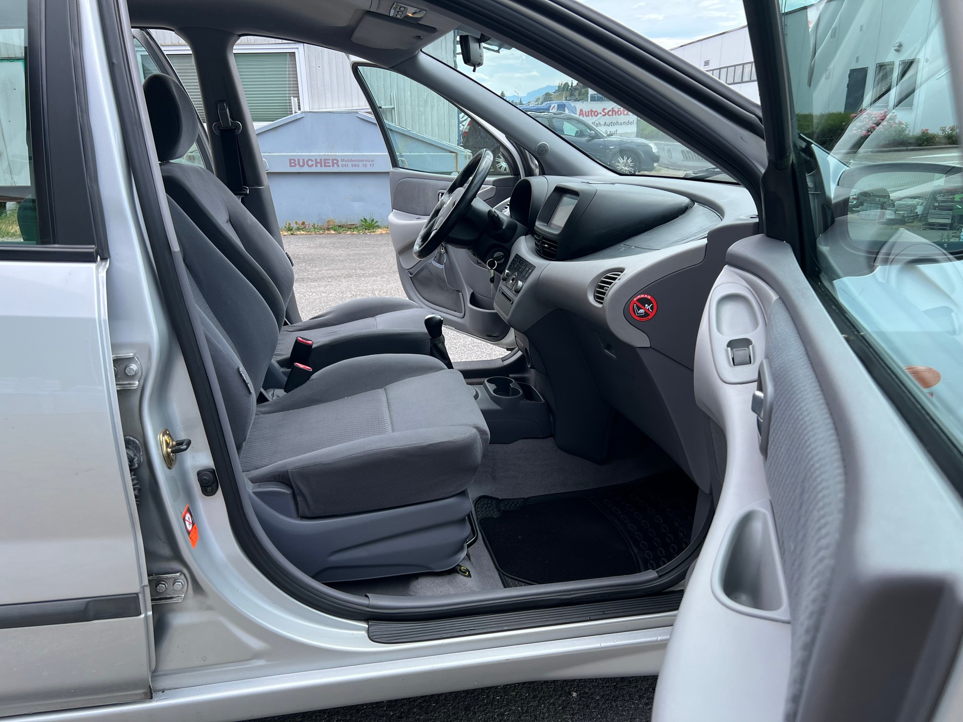NISSAN Almera Tino 1.8 16V tekna-image-8