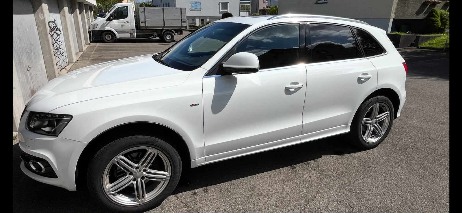 AUDI 2.0 TDI quattro S-Tronic-image-1