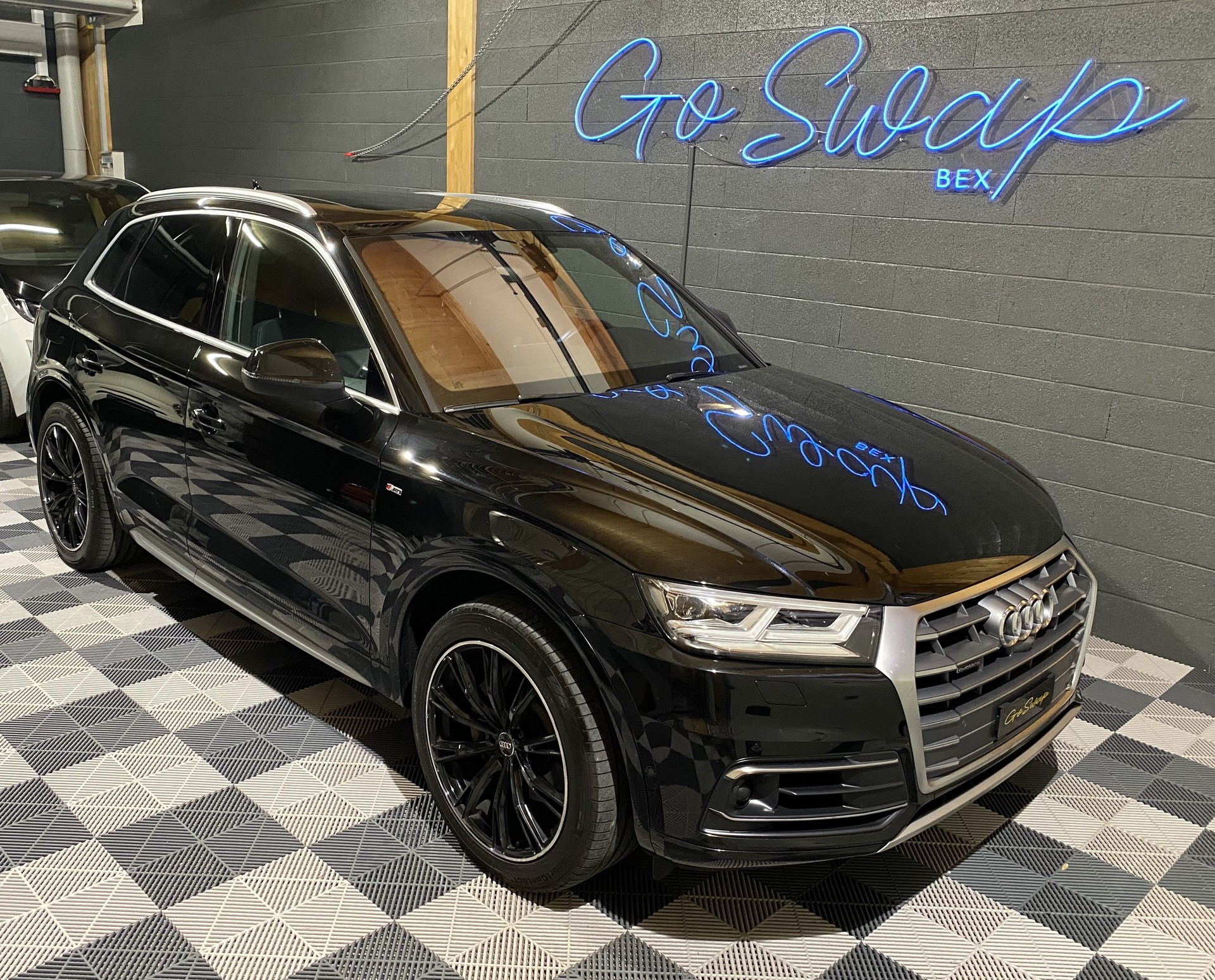 AUDI Q5 3.0 TDI sport quattro tiptronic-image-0
