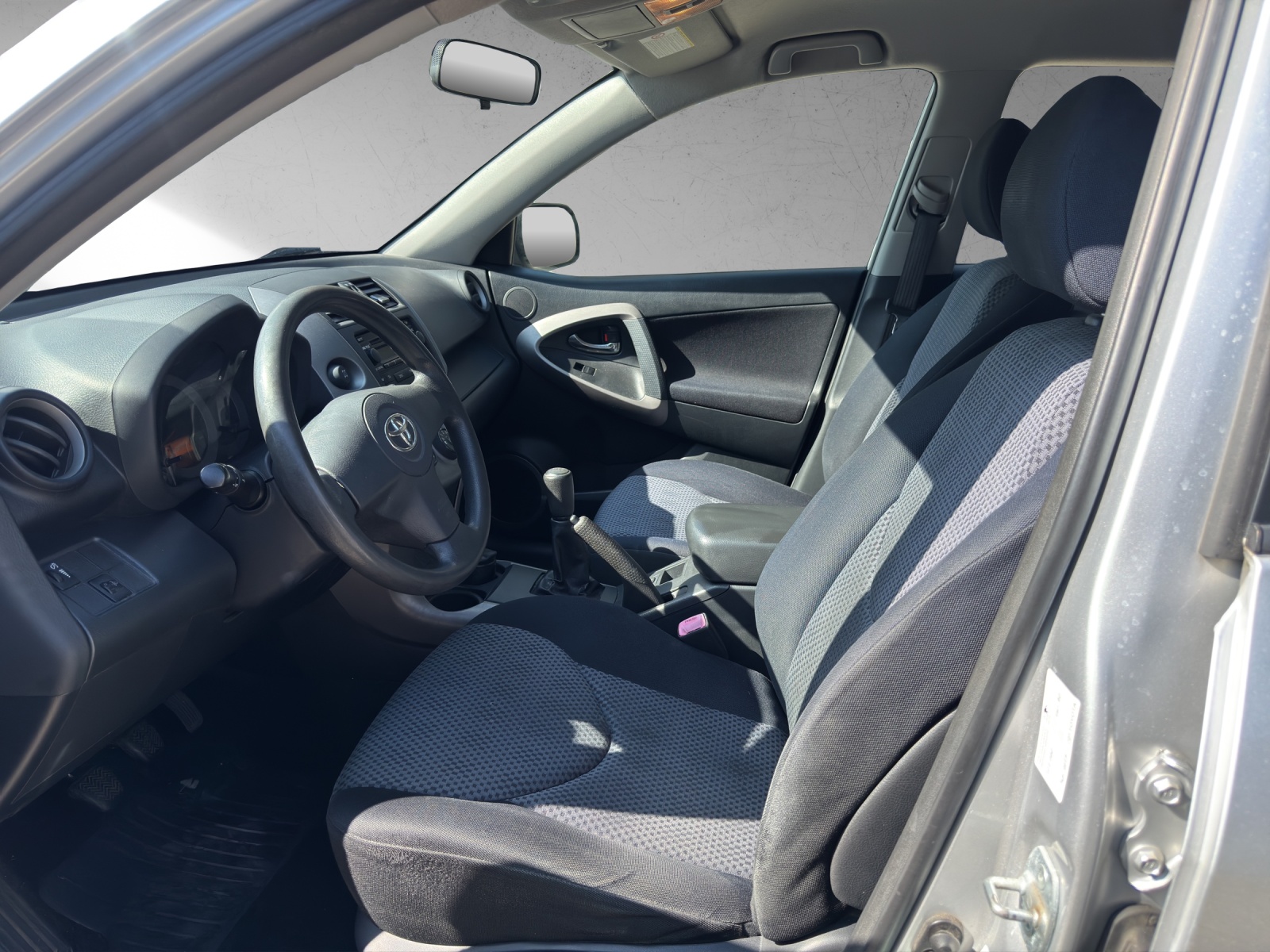 TOYOTA RAV-4 2.0 16V Linea Terra-image-8