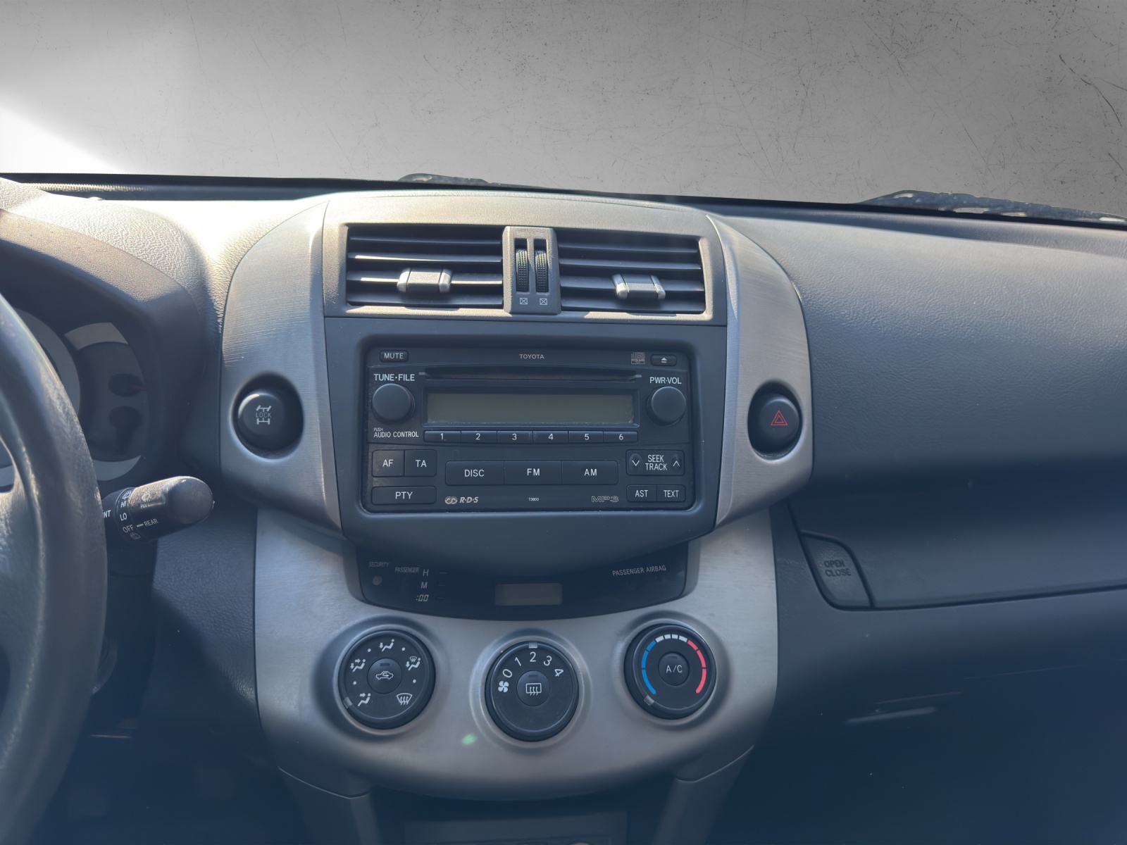 TOYOTA RAV-4 2.0 16V Linea Terra-image-12