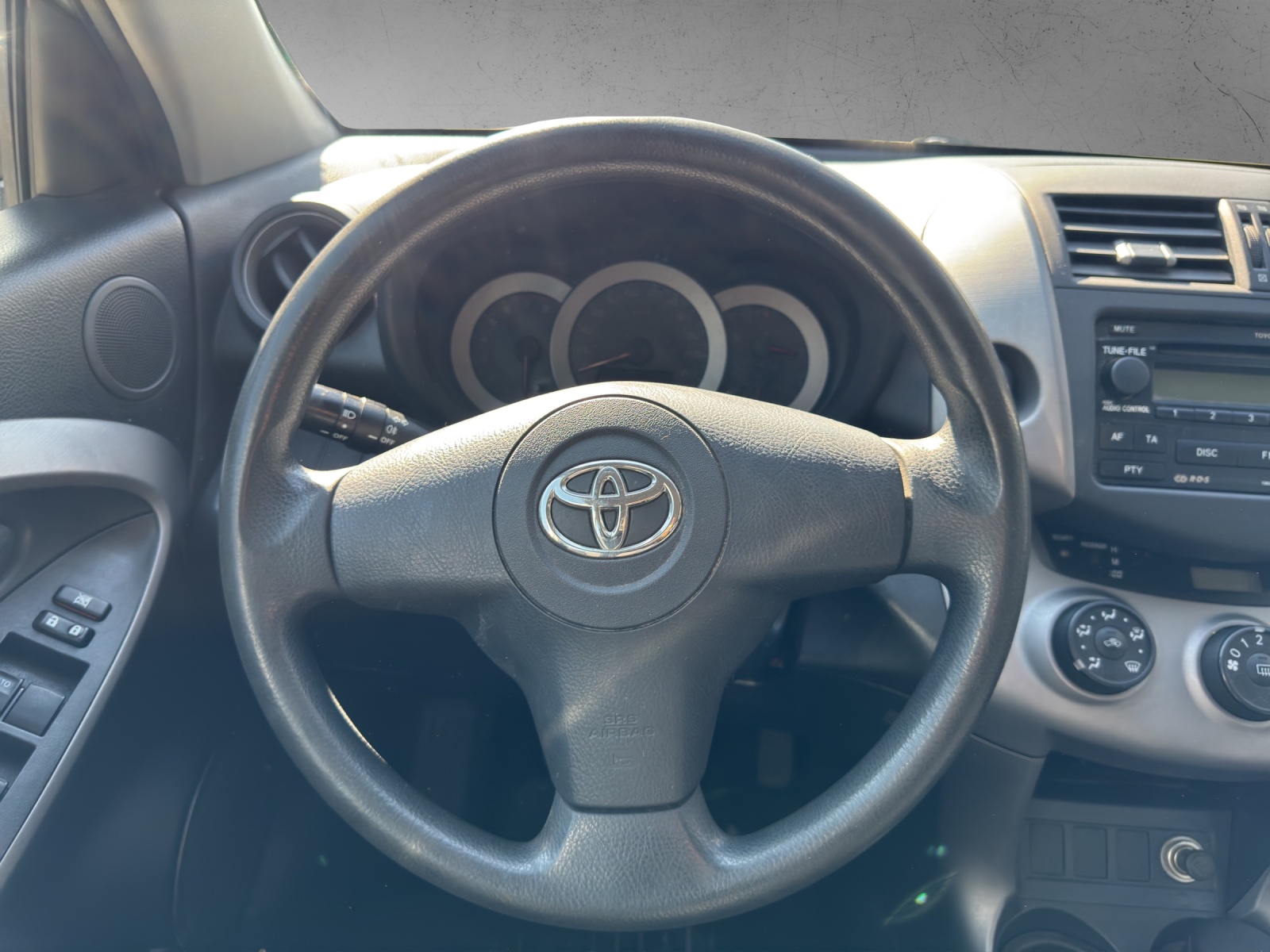 TOYOTA RAV-4 2.0 16V Linea Terra-image-11