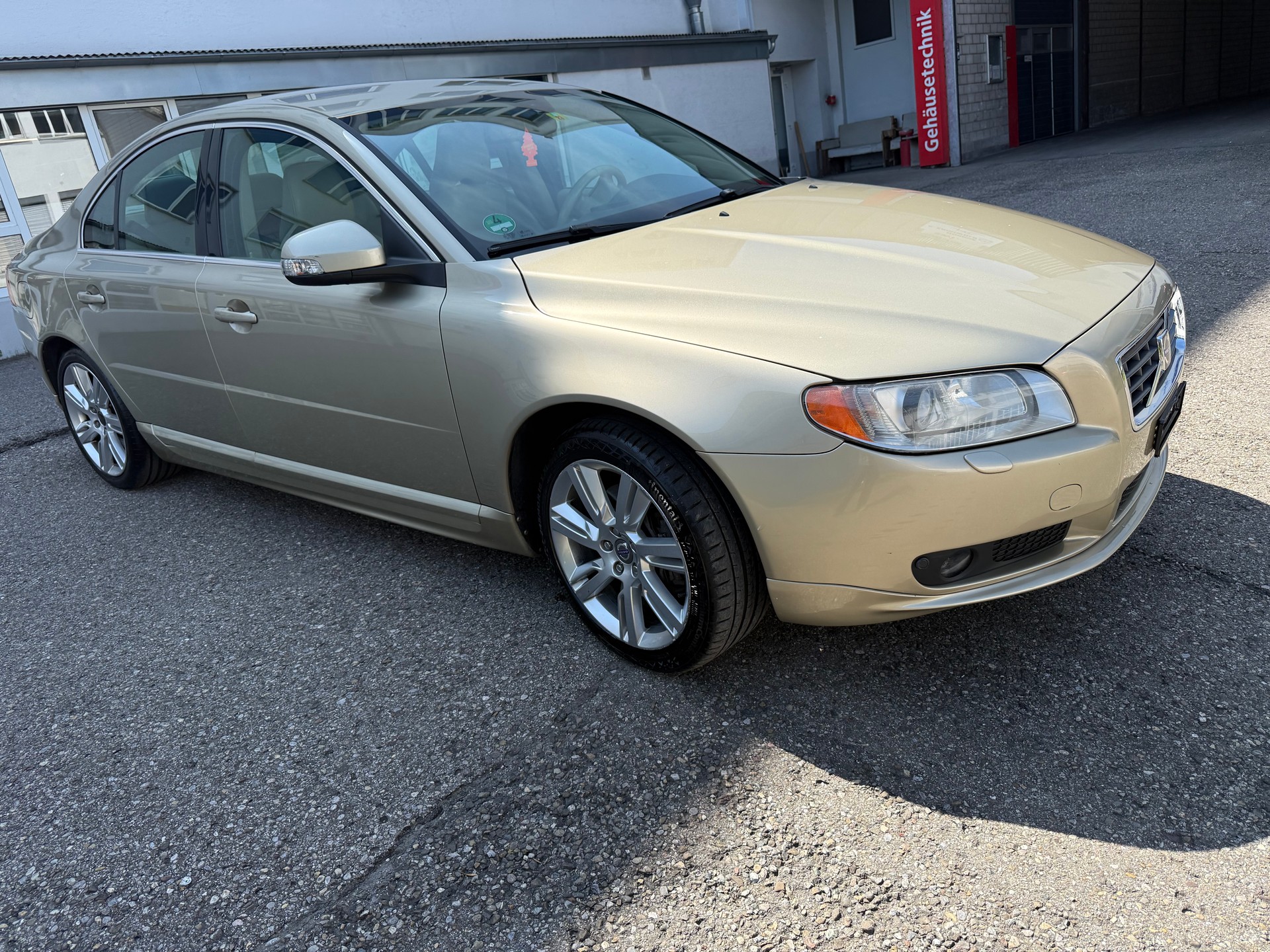 VOLVO S80 3.2 AWD Momentum Geartronic-image-2