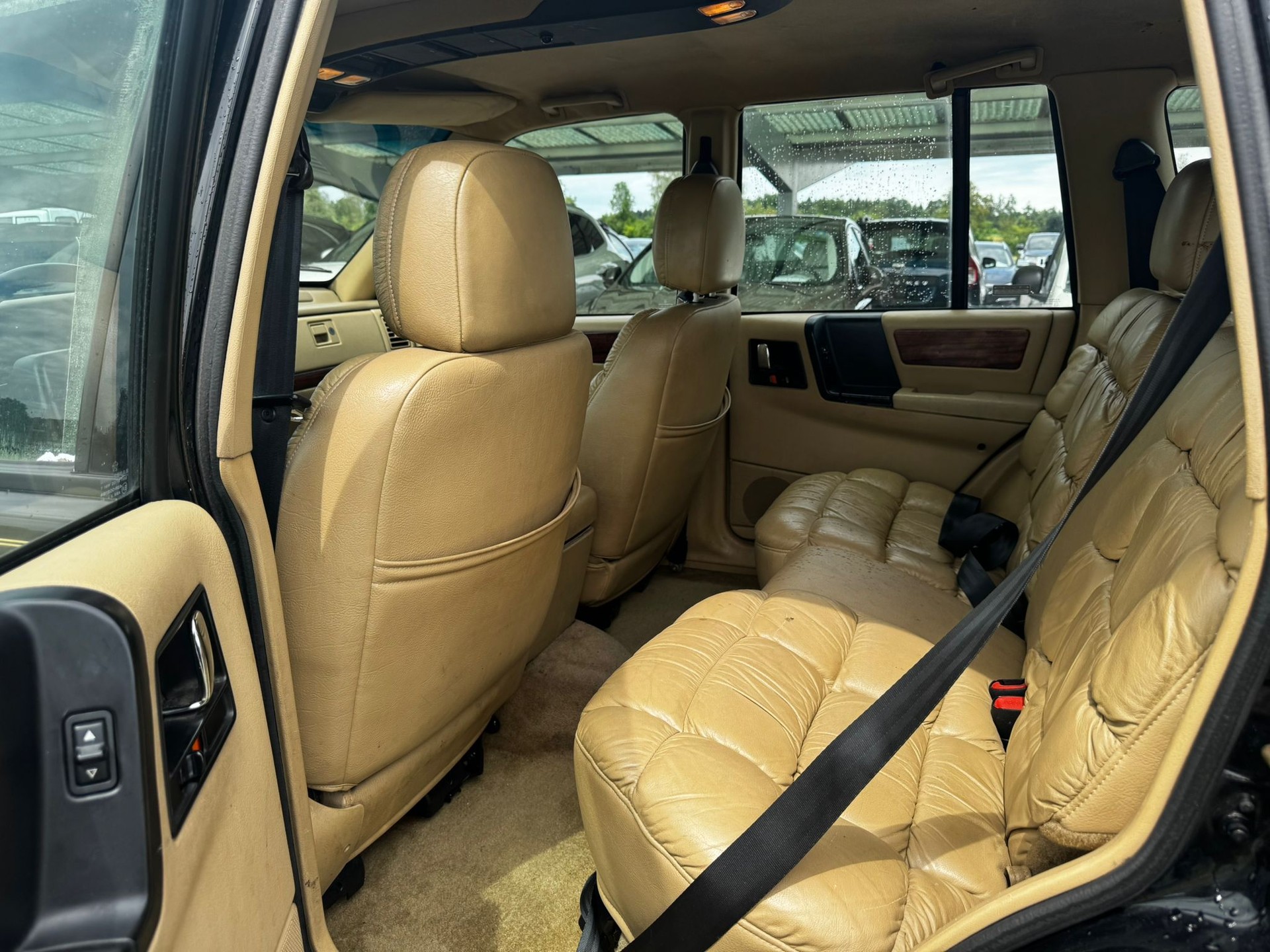 JEEP Grand Cherokee 5.2 Limited Automatic-image-9