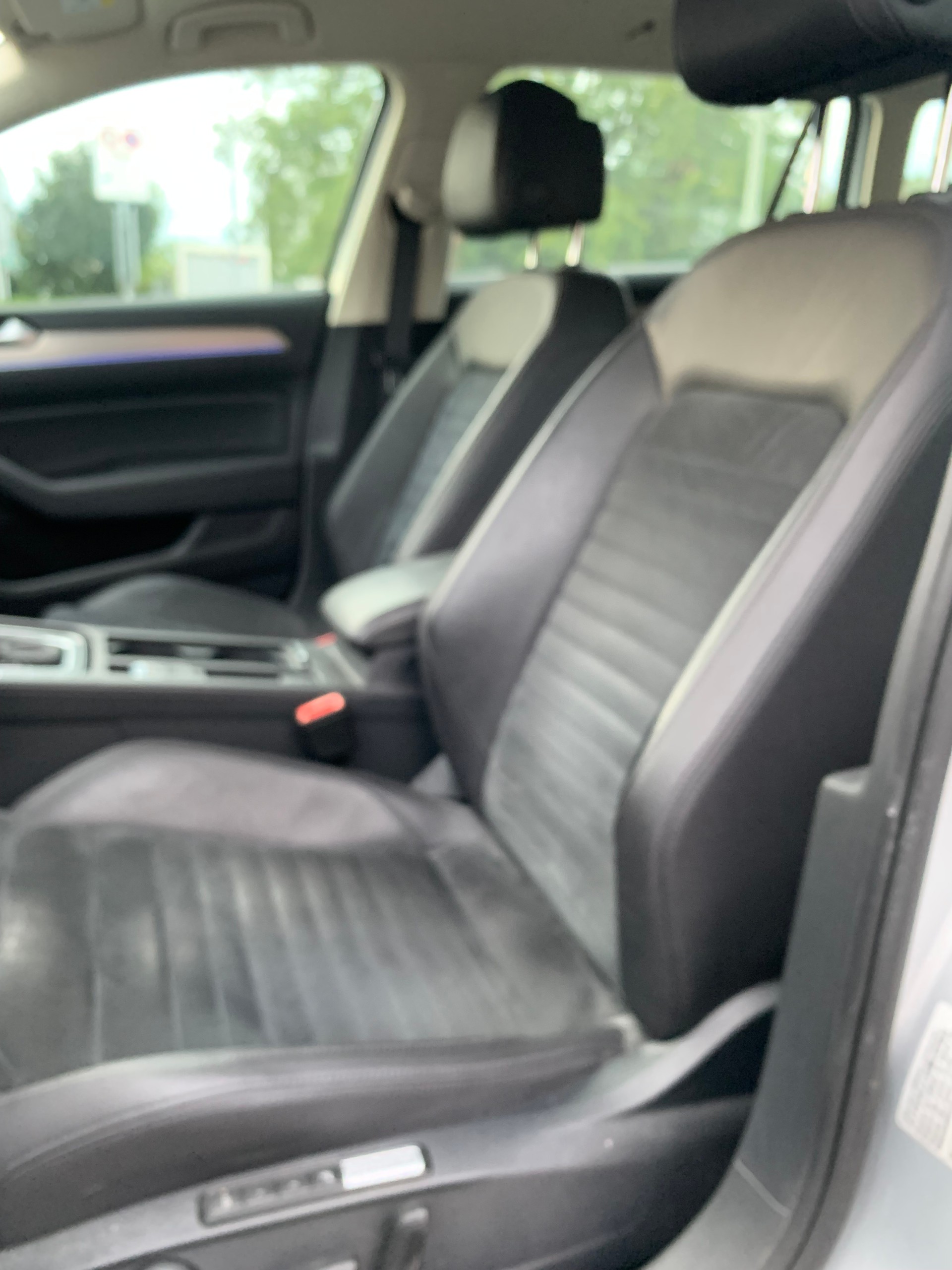VW Passat Variant 2.0 TDI BMT Comfortline DSG-image-7