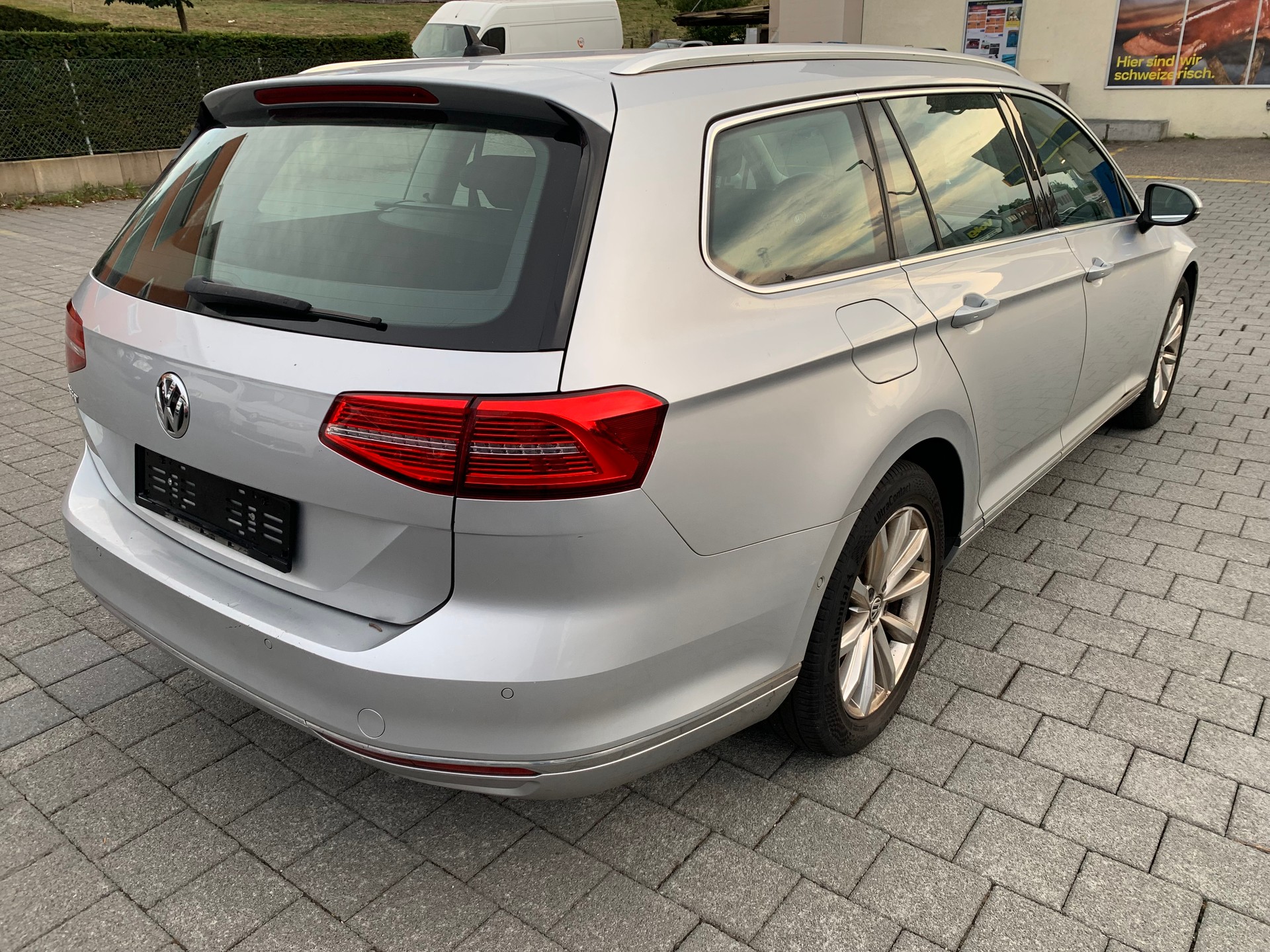 VW Passat Variant 2.0 TDI BMT Comfortline DSG-image-2