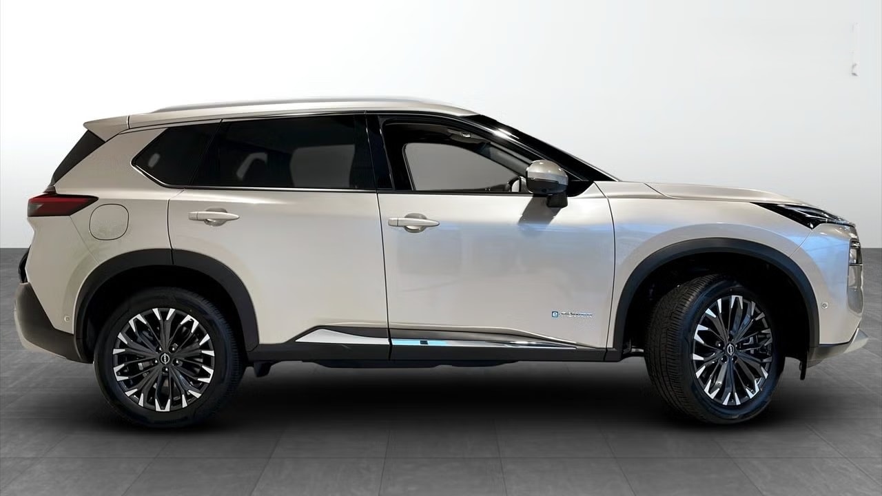 NISSAN X-Trail 1.5 VC-T e-Power 4WD Tekna-image-2