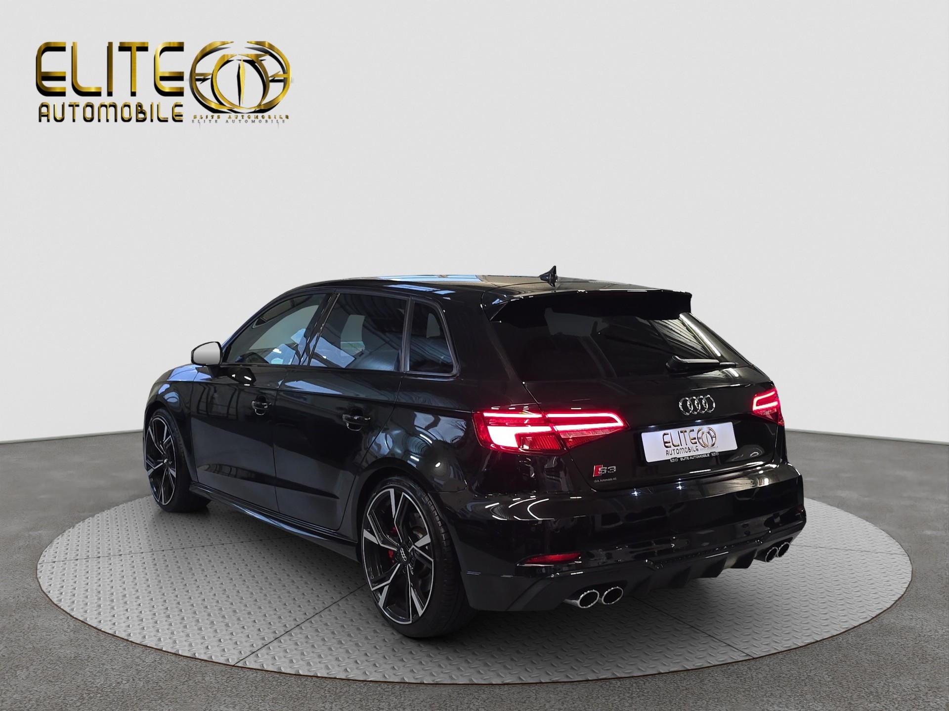 AUDI S3 Sportback 2.0 TFSI quattro S-Tronic-image-5