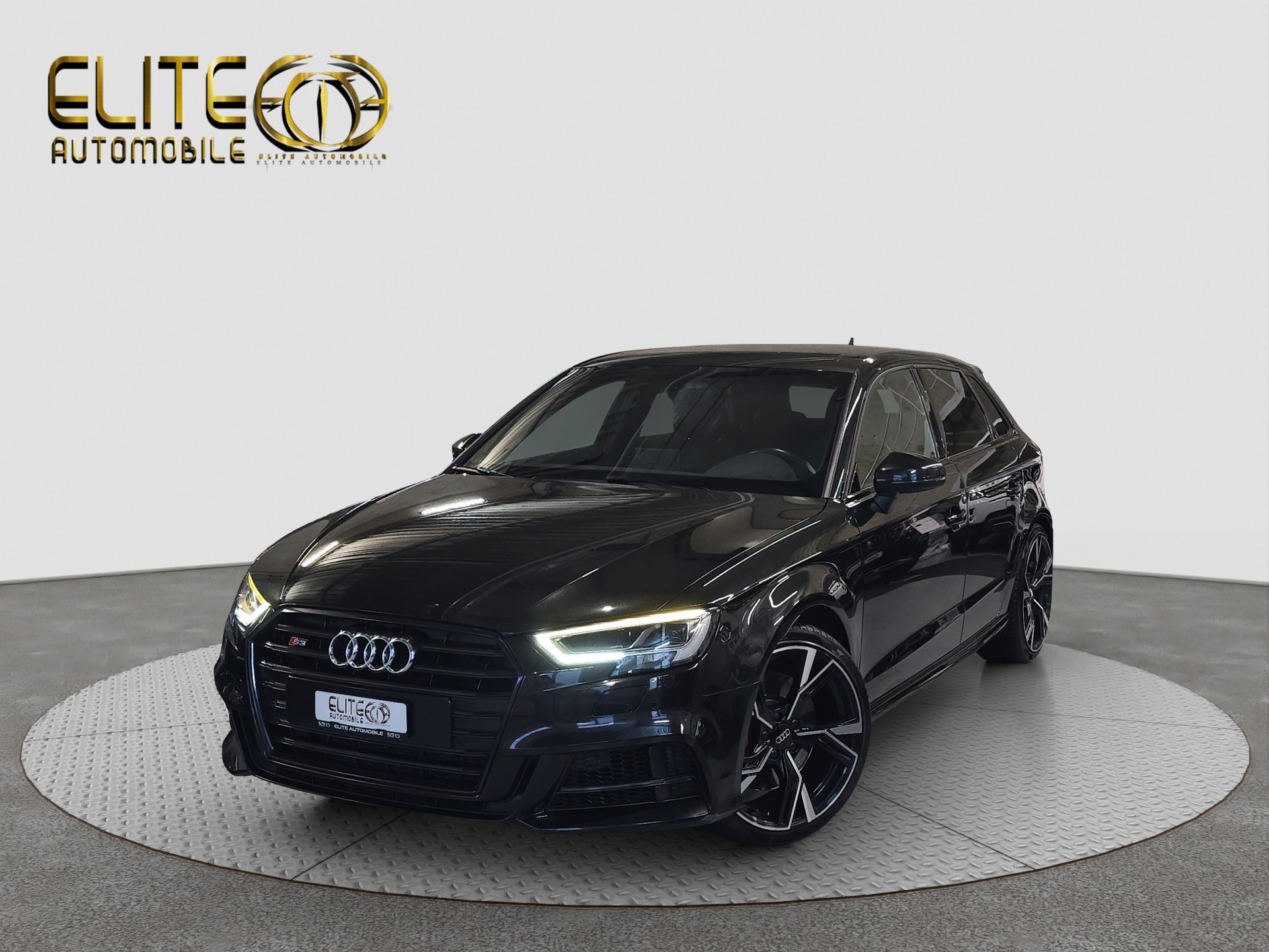 AUDI S3 Sportback 2.0 TFSI quattro S-Tronic-showroom-element-3