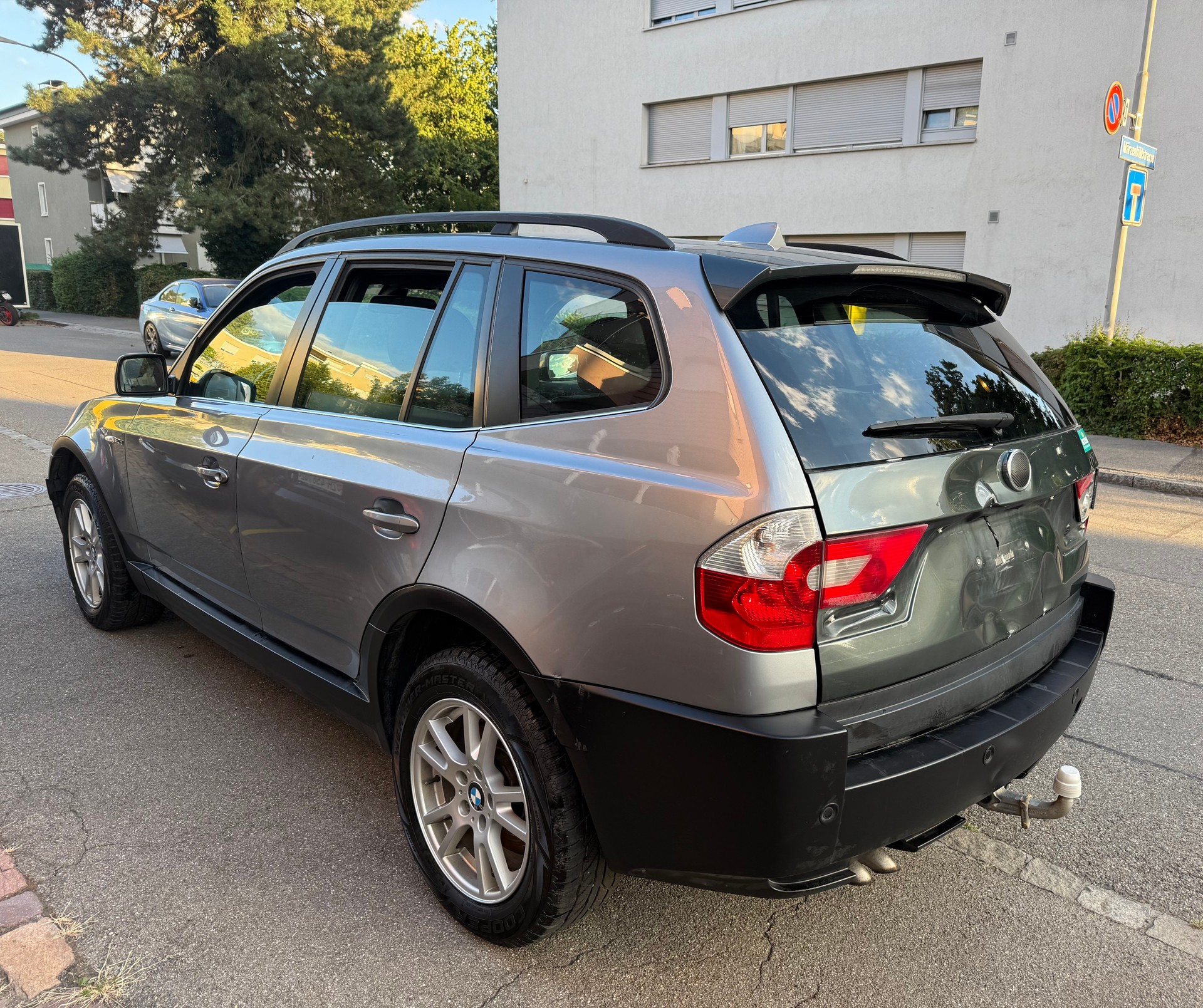 BMW X3 3.0d-image-2