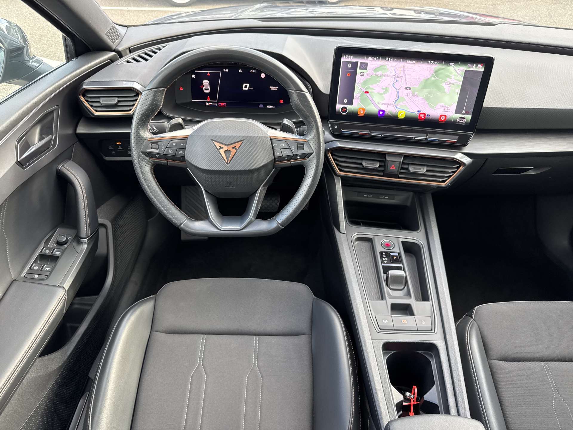 CUPRA LEON ST 1.5 eTSi DSG-Automat-image-4