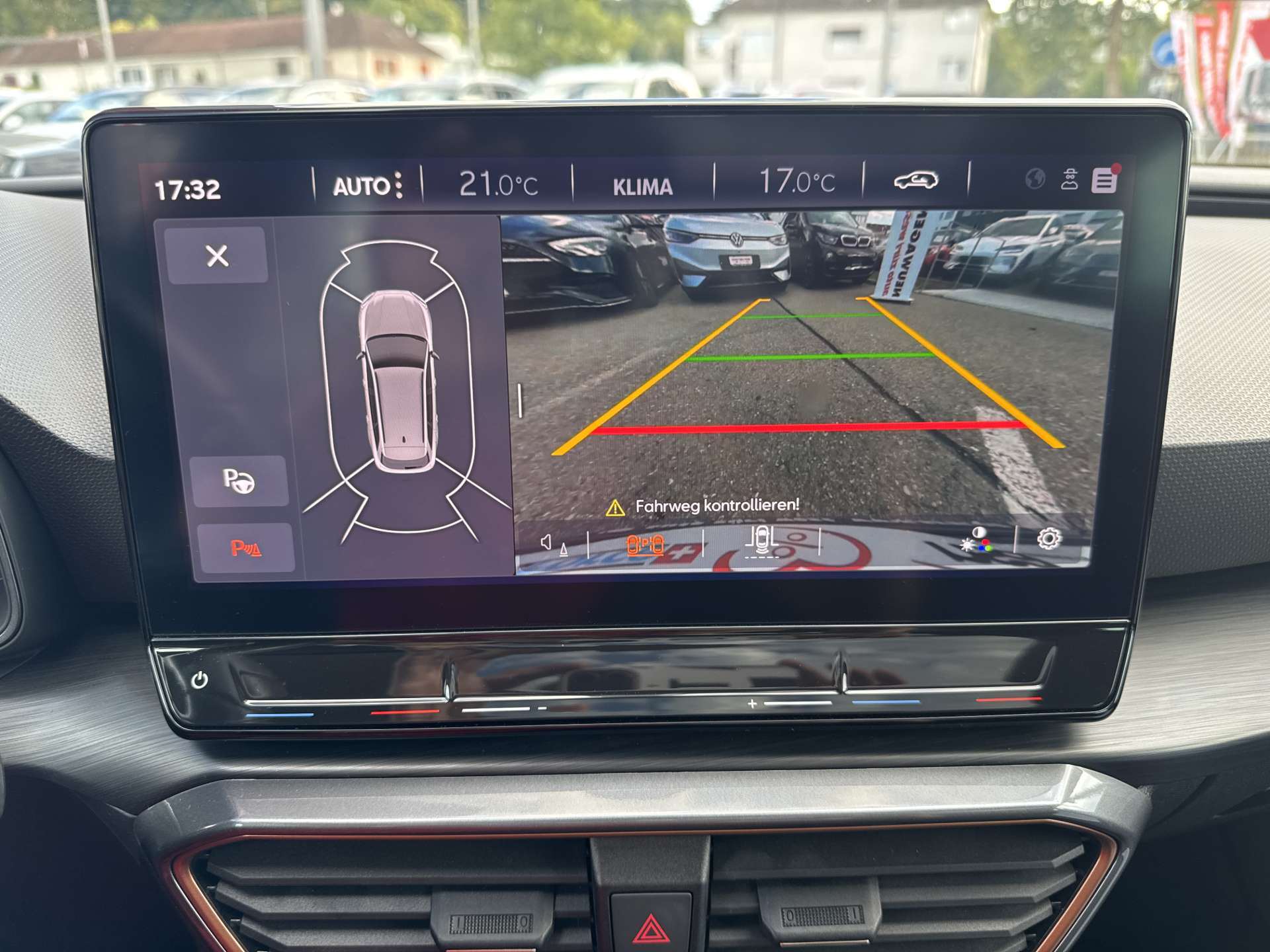 CUPRA LEON ST 1.5 eTSi DSG-Automat-image-9