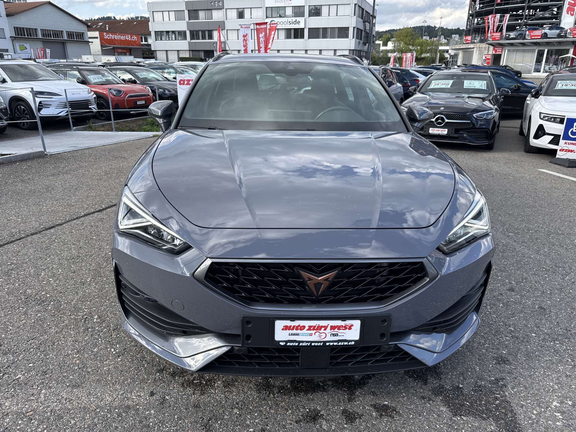 CUPRA LEON ST 1.5 eTSi DSG-Automat-image-13