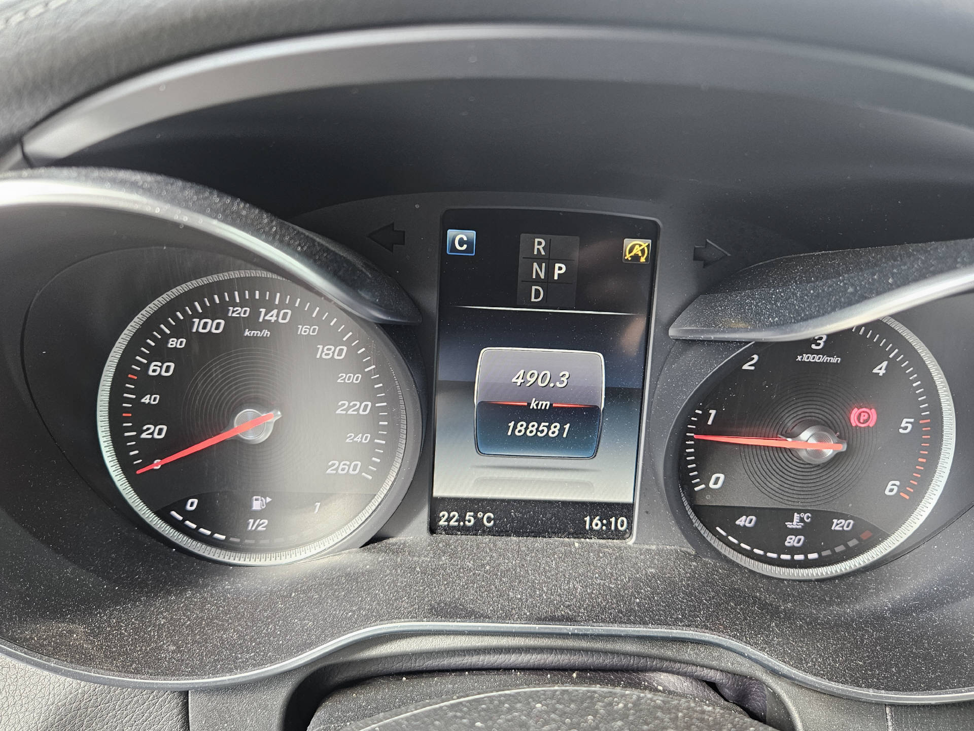 MERCEDES-BENZ GLC 250 d Exclusive 4m * Frisch ab MFK * Top Ausstattung *-image-16