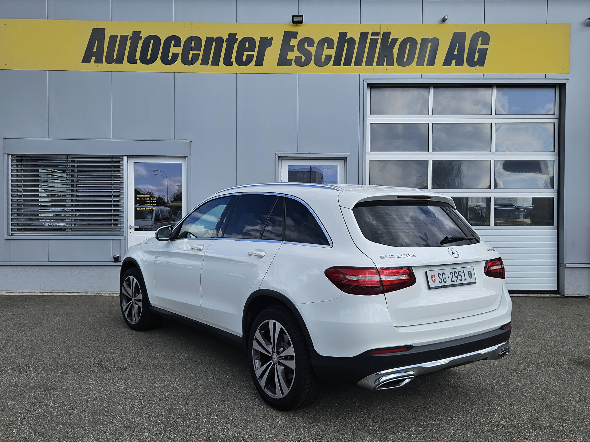 MERCEDES-BENZ GLC 250 d Exclusive 4m * Frisch ab MFK * Top Ausstattung *-image-5