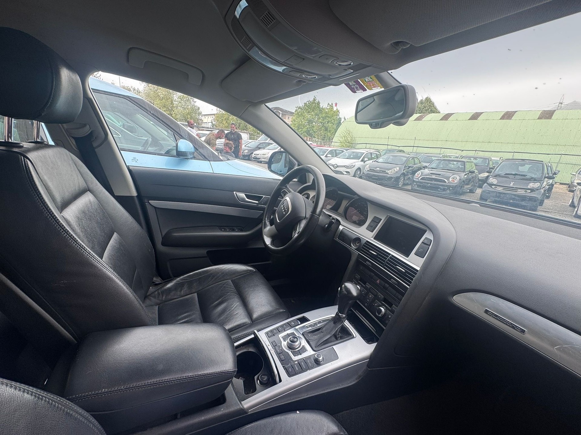 AUDI A6 Avant 3.0 V6 TDI quattro tiptronic-image-4