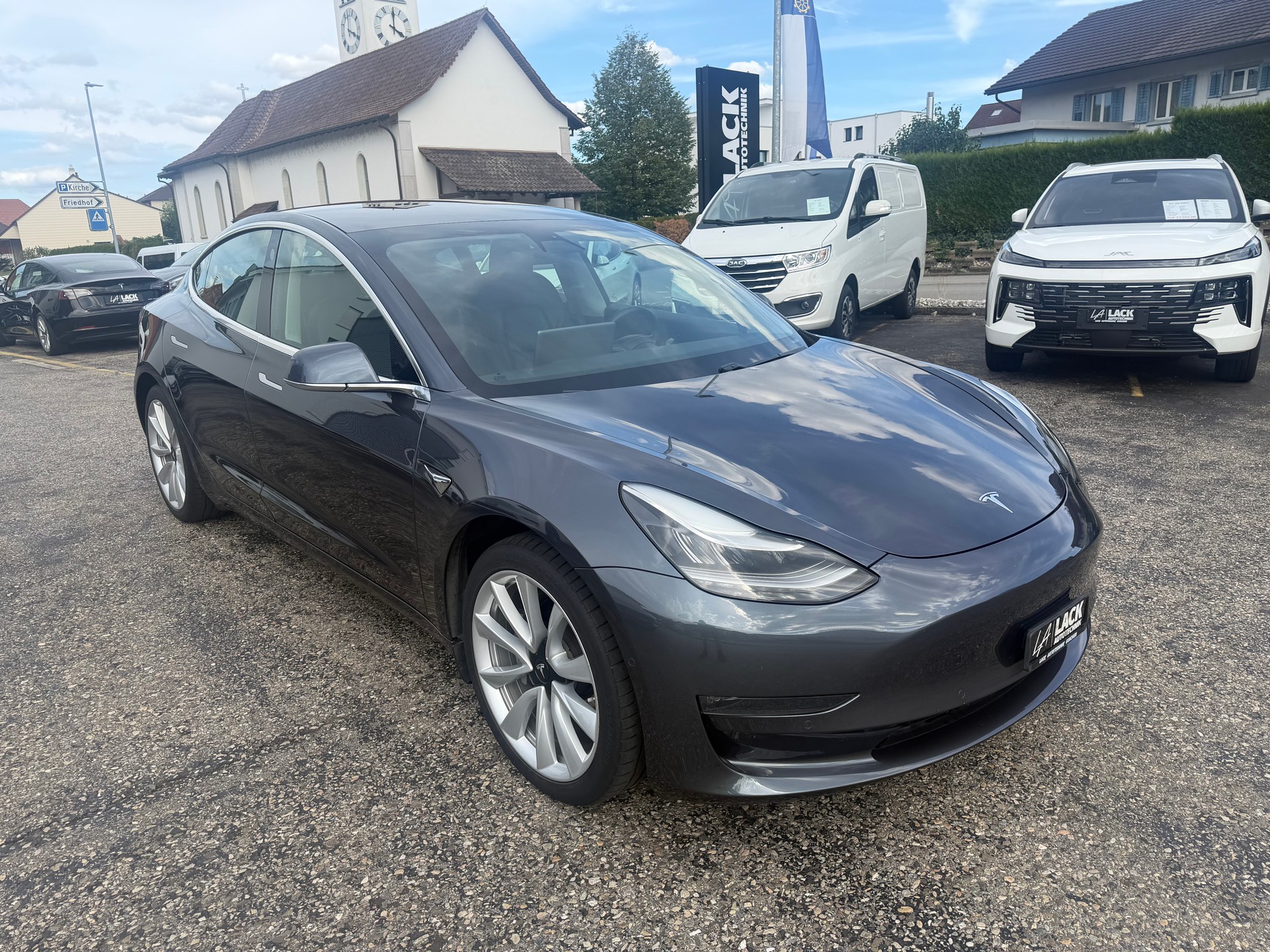 TESLA Model 3 Long Range Dual Motor AWD-image-3