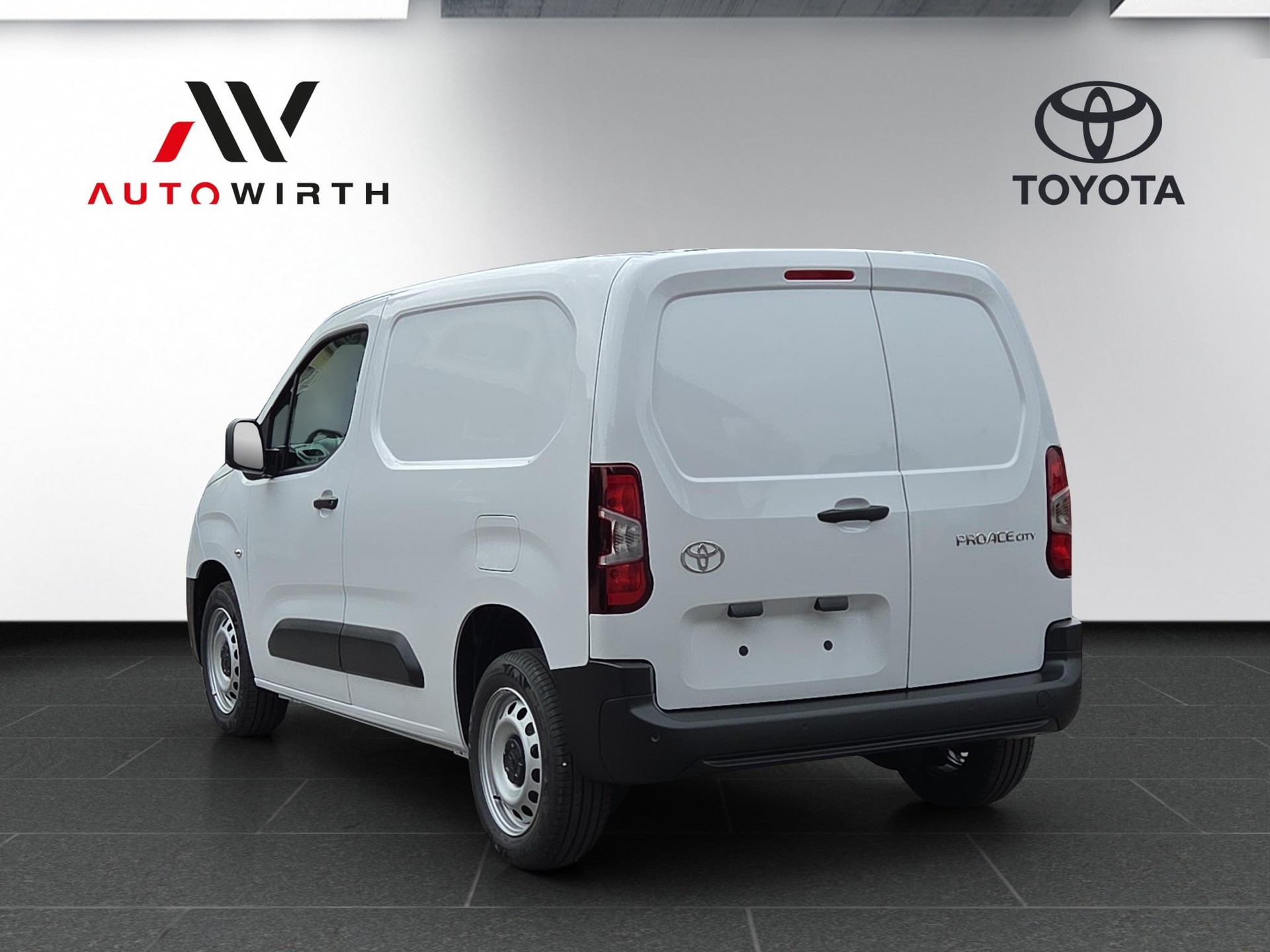 TOYOTA PROACE CITY Van L1 1.2 Active-image-6
