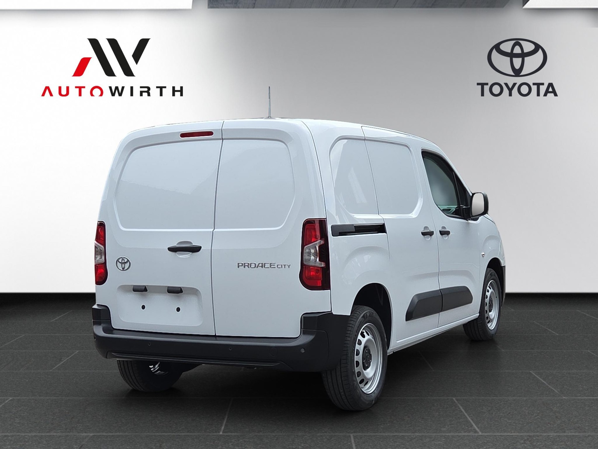 TOYOTA PROACE CITY Van L1 1.2 Active-image-4