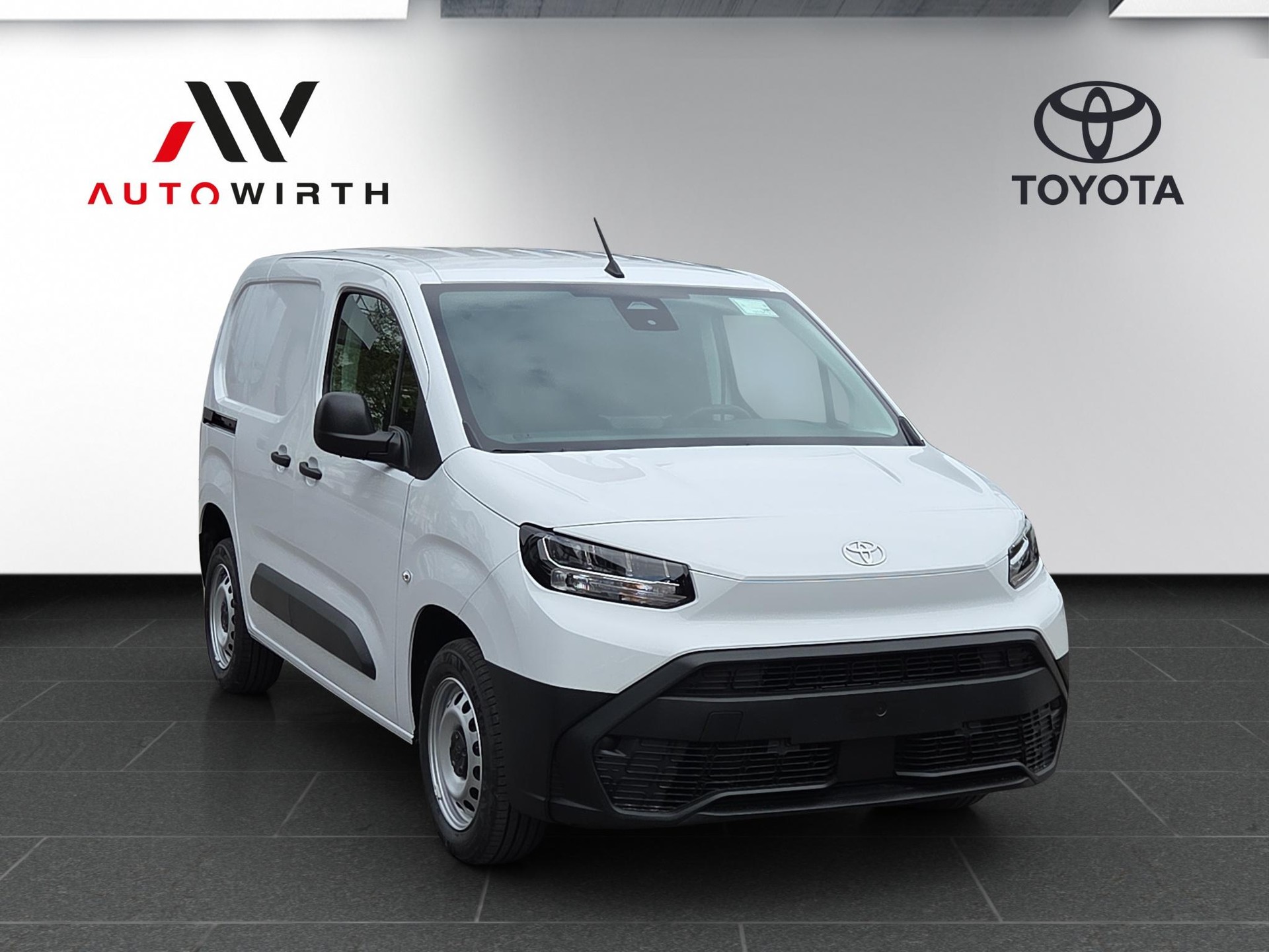 TOYOTA PROACE CITY Van L1 1.2 Active-image-2