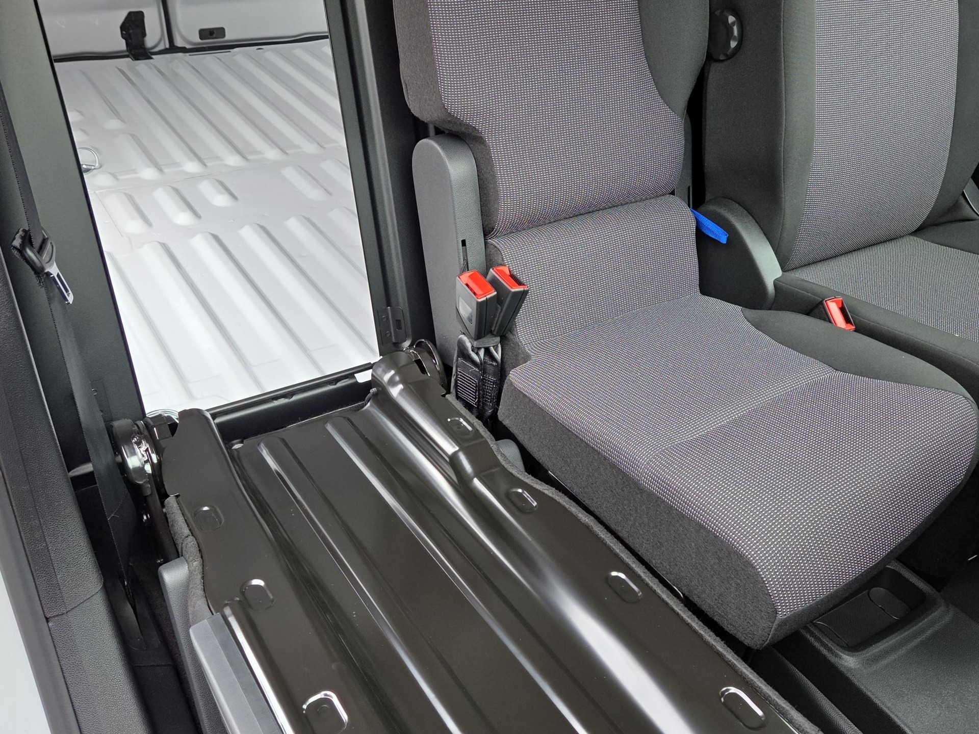 TOYOTA PROACE CITY Van L1 1.2 Active-image-12