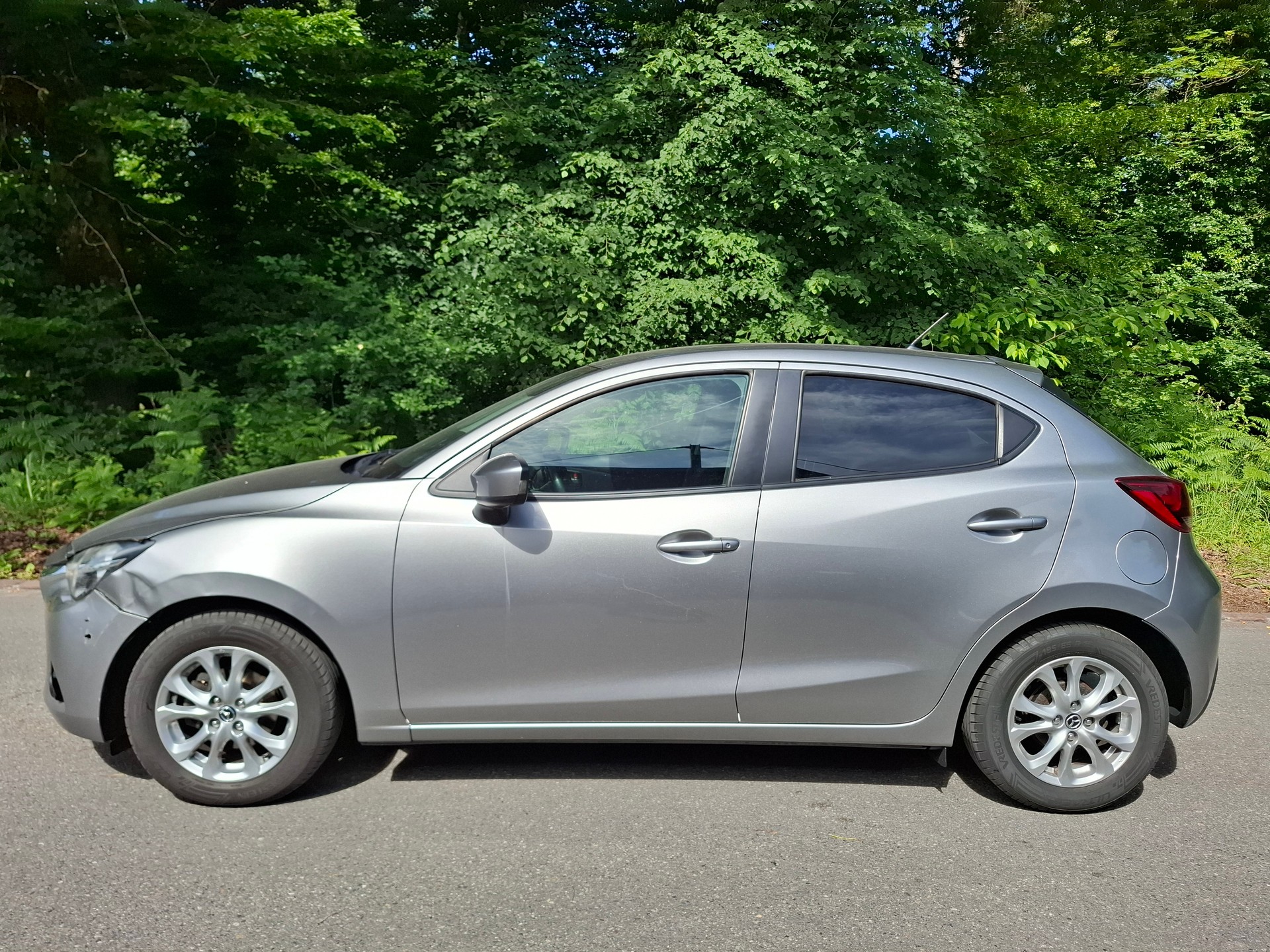 MAZDA 2 1.5 CD 16V Skyactiv-D Revolution-image-1