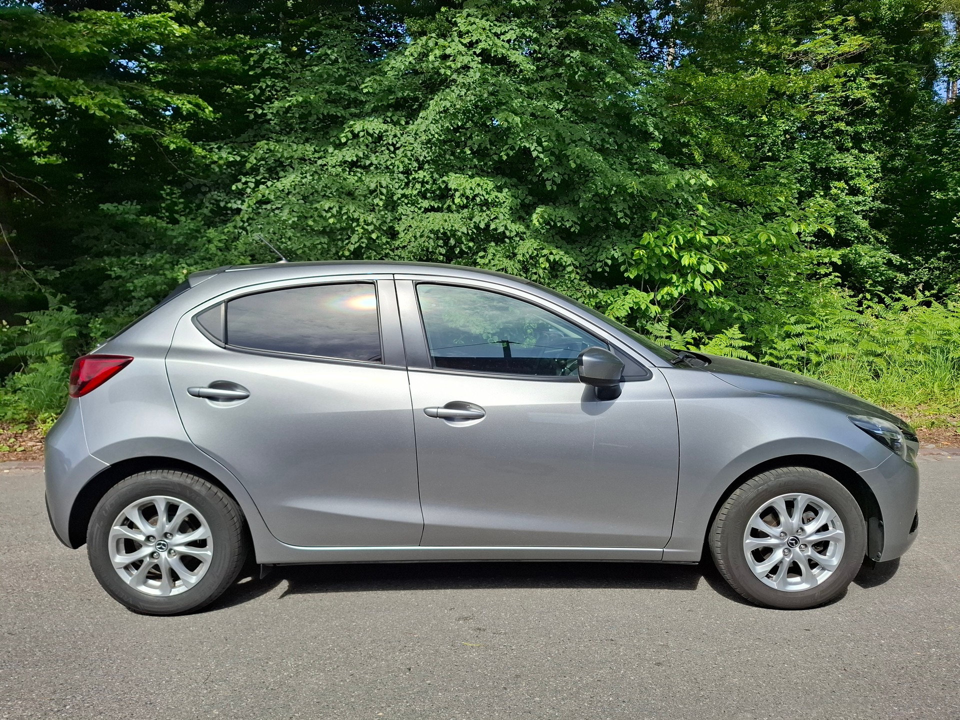 MAZDA 2 1.5 CD 16V Skyactiv-D Revolution-image-14