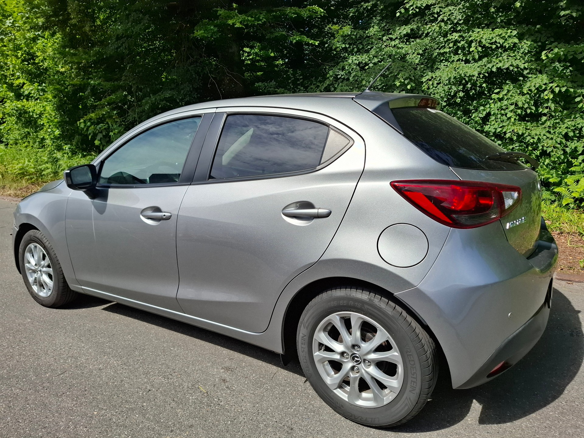 MAZDA 2 1.5 CD 16V Skyactiv-D Revolution-image-4