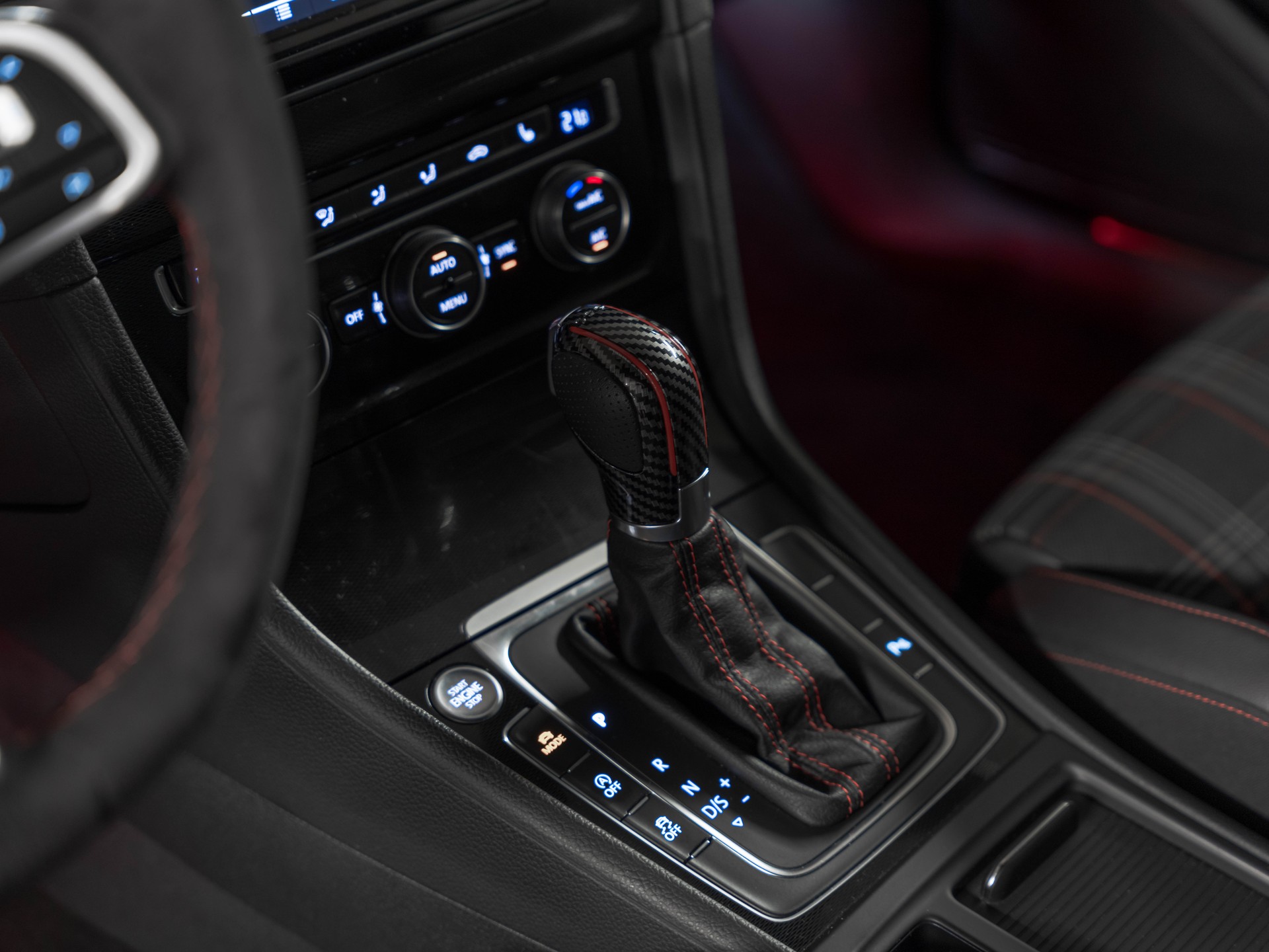 VW Golf 2.0 TSI GTI Performance DSG **APR 420PS**-image-28